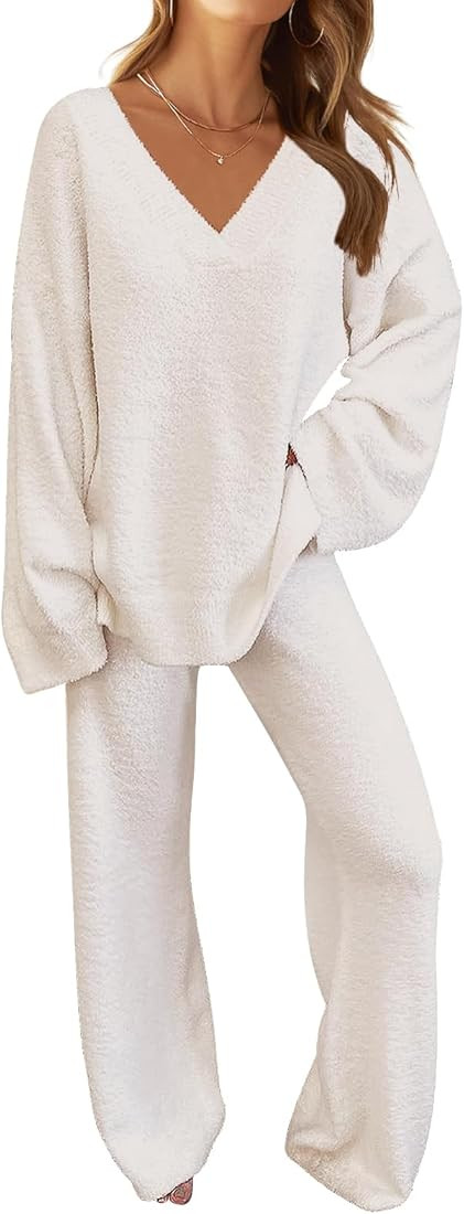 MEROKEETY Women's 2 Piece Outfits Fuzzy Fleece Pajama Set Long Sleeve Top Wide Leg Pants Loungewe... | Amazon (CA)