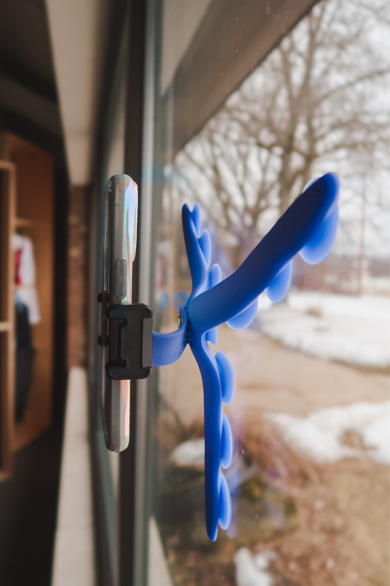 I can use my tripod anywhere! 💜

Looks like an octopus 🐙 and uses suction cup power!

Tenikle® PRO - Flexible Tentacle Tripod in purple

can hold up to 42 lbs so it's perfect for phones, small cameras, Go Pro, and more!

#LTKfindsunder50 #LTKsalealert #LTKtravel