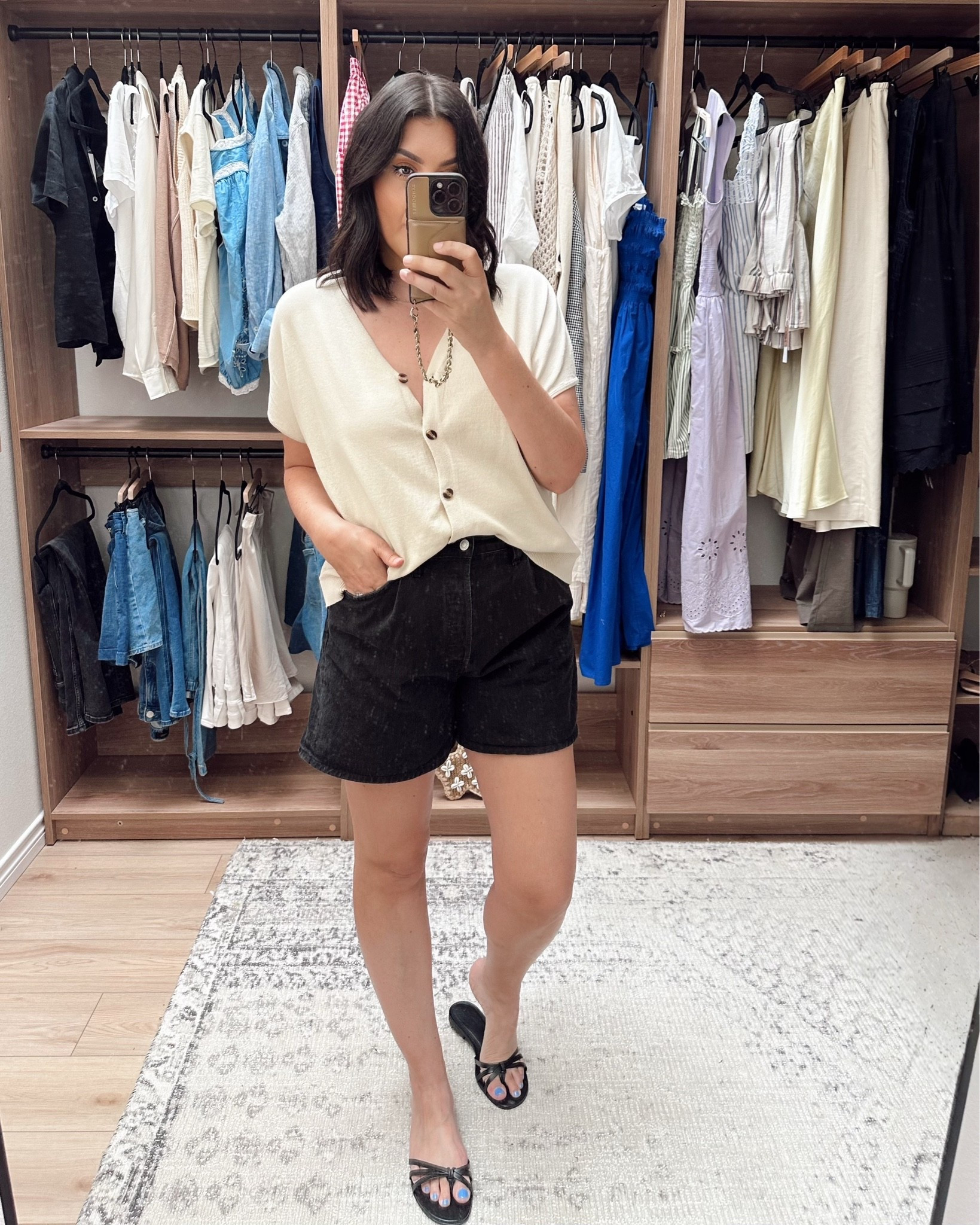 Love this top! It’s a tightly knit fabric, stretchy and structured. Lightweight but sweater-ish. Will be just fine for summer tho! It doesn’t fit as loose as on the model but you can size up! I’m in the large, perfect fit for me.
