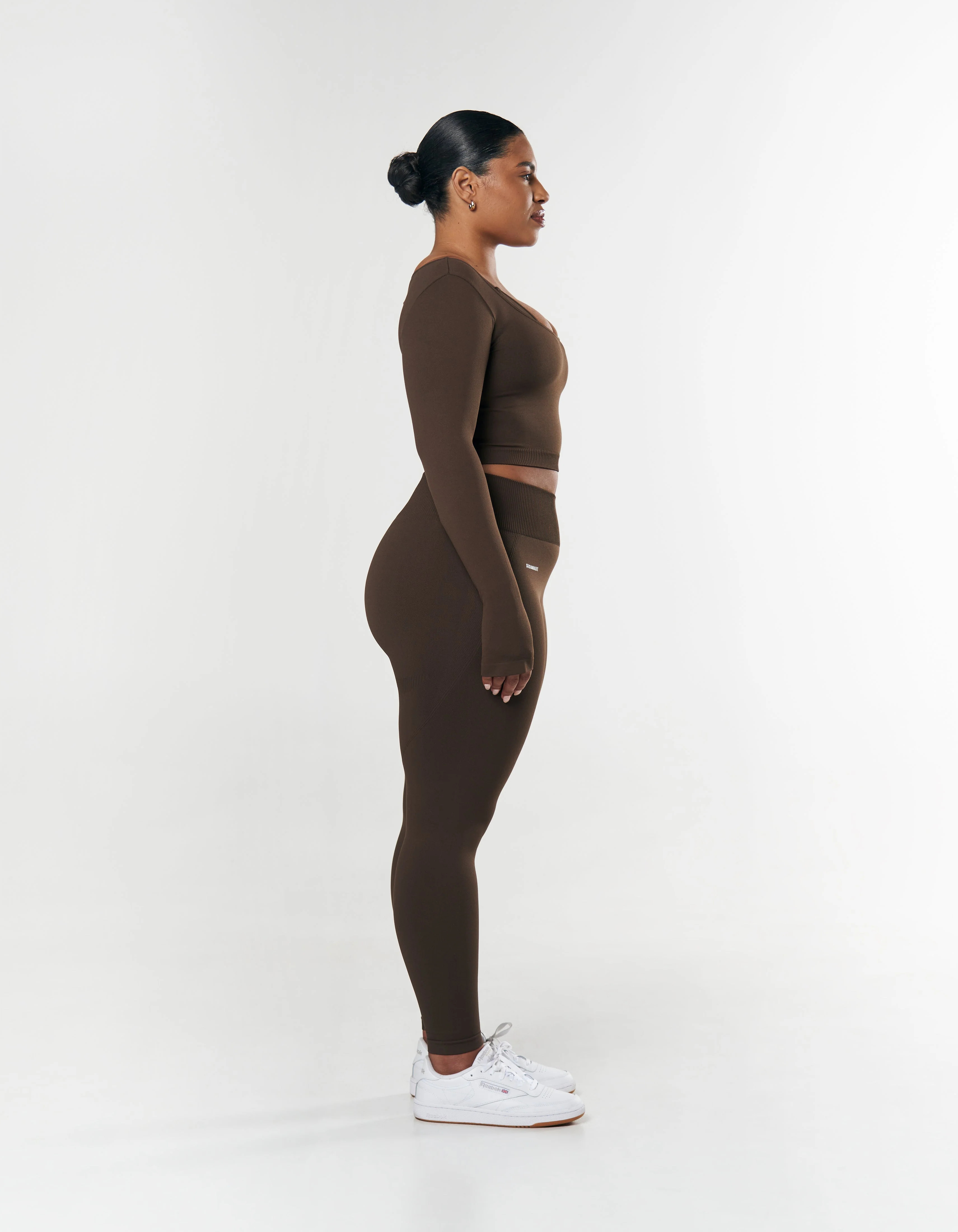 Seamless Scoop Long Sleeve - Espresso | SECONDLEFT