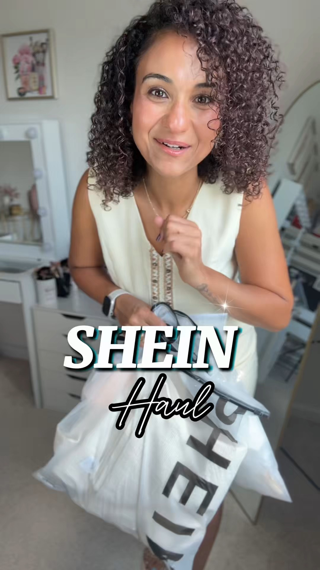 SHEIN haul. 
Some cute dresses and pieces worth buying. 
#sheinhaul
