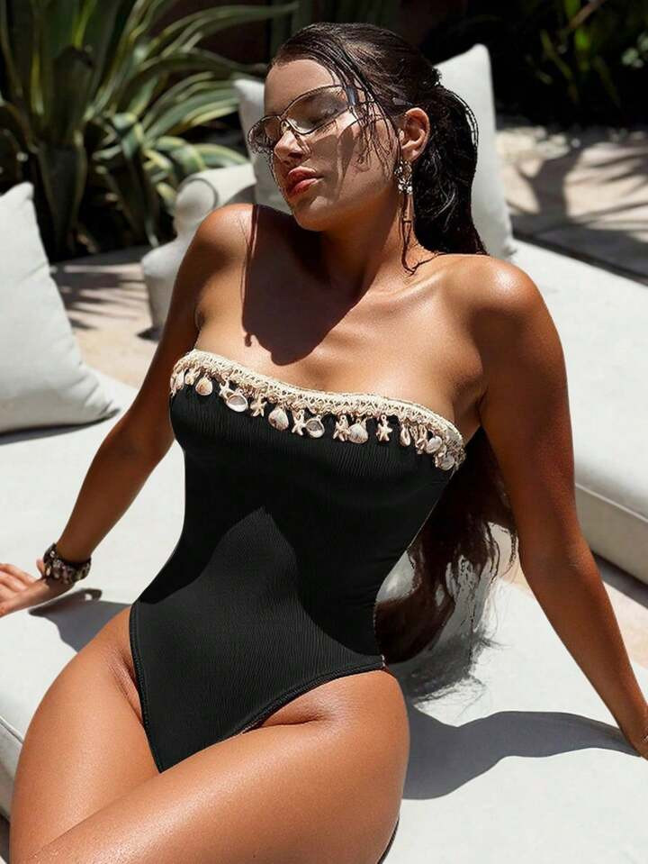 Swim SXY Traje De Baño De Una Pieza De Unicolor Para Vacaciones De Verano De Mujer, Sin Tirantes, Espalda Hueca, Con Lazada Cruzada, Decoración De Conchas Y Estrellas De Mar, Traje De Baño De Playa Acanalado Para Vacaciones | SHEIN