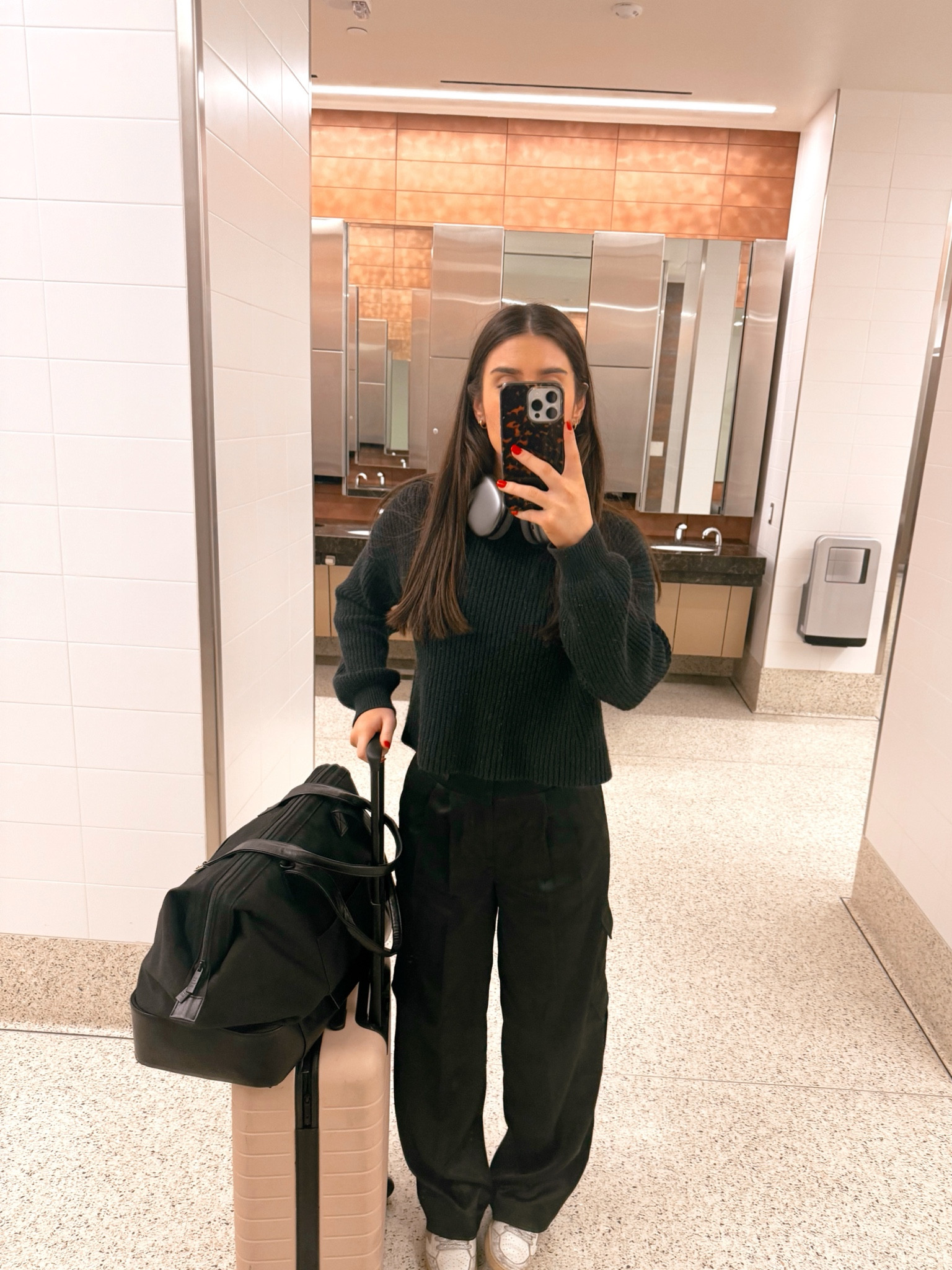 Headed to MT ✈️🏔️

#travel #travelootd #airport #airportfit #loungewear #sale #traveling #americanairlines #southwestairlines #cutefit #cute #cozyfit #cozy 

#LTKstyletip #LTKtravel #LTKitbag