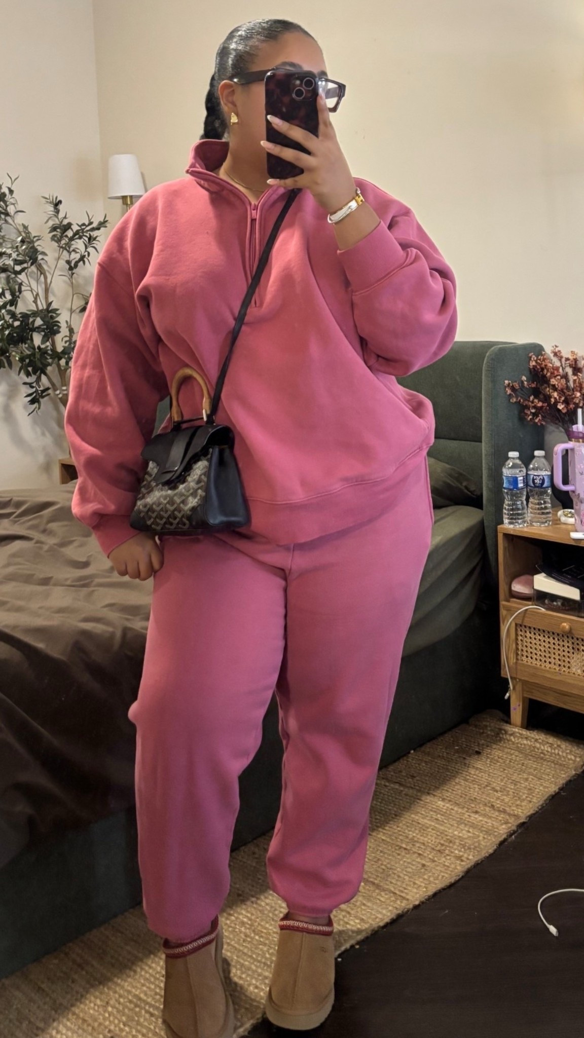 Aritzia boyfriend quarter zip sweatshirt and sweatpants, wearing size XL 💗 

#LTKootd