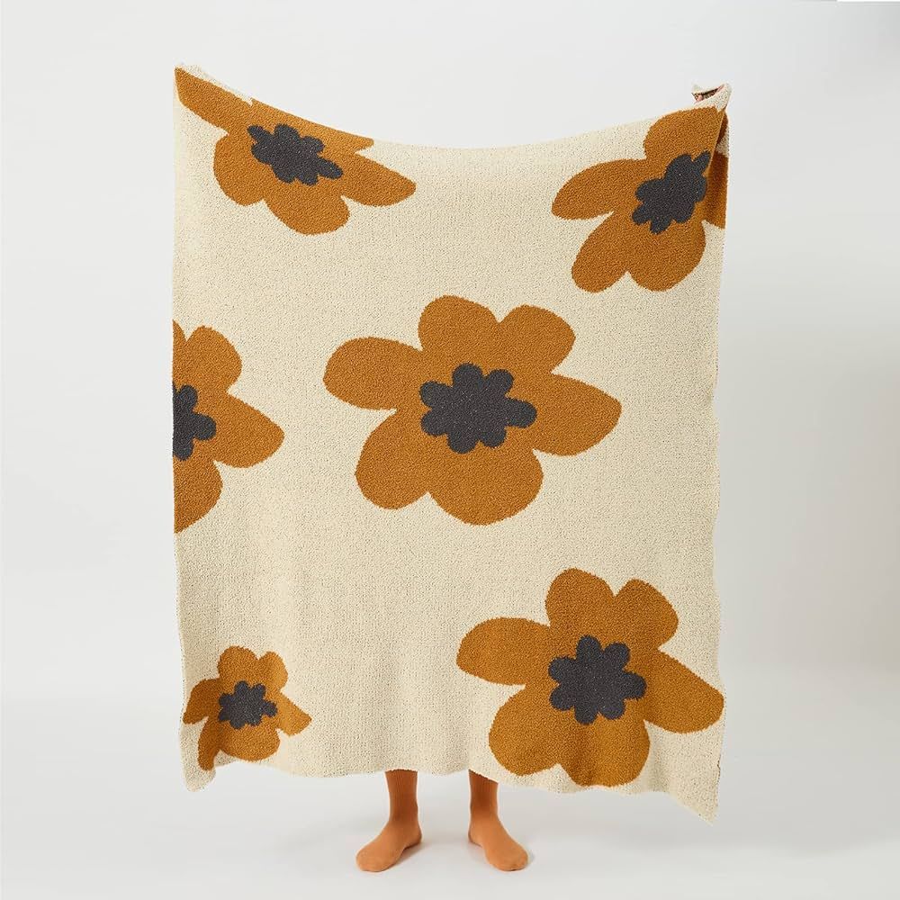 GunziStreet Blanket Throw Big Flower Pattern Fuzzy Warm Fleece Microfiber for Couch Chairs Sofa B... | Amazon (US)