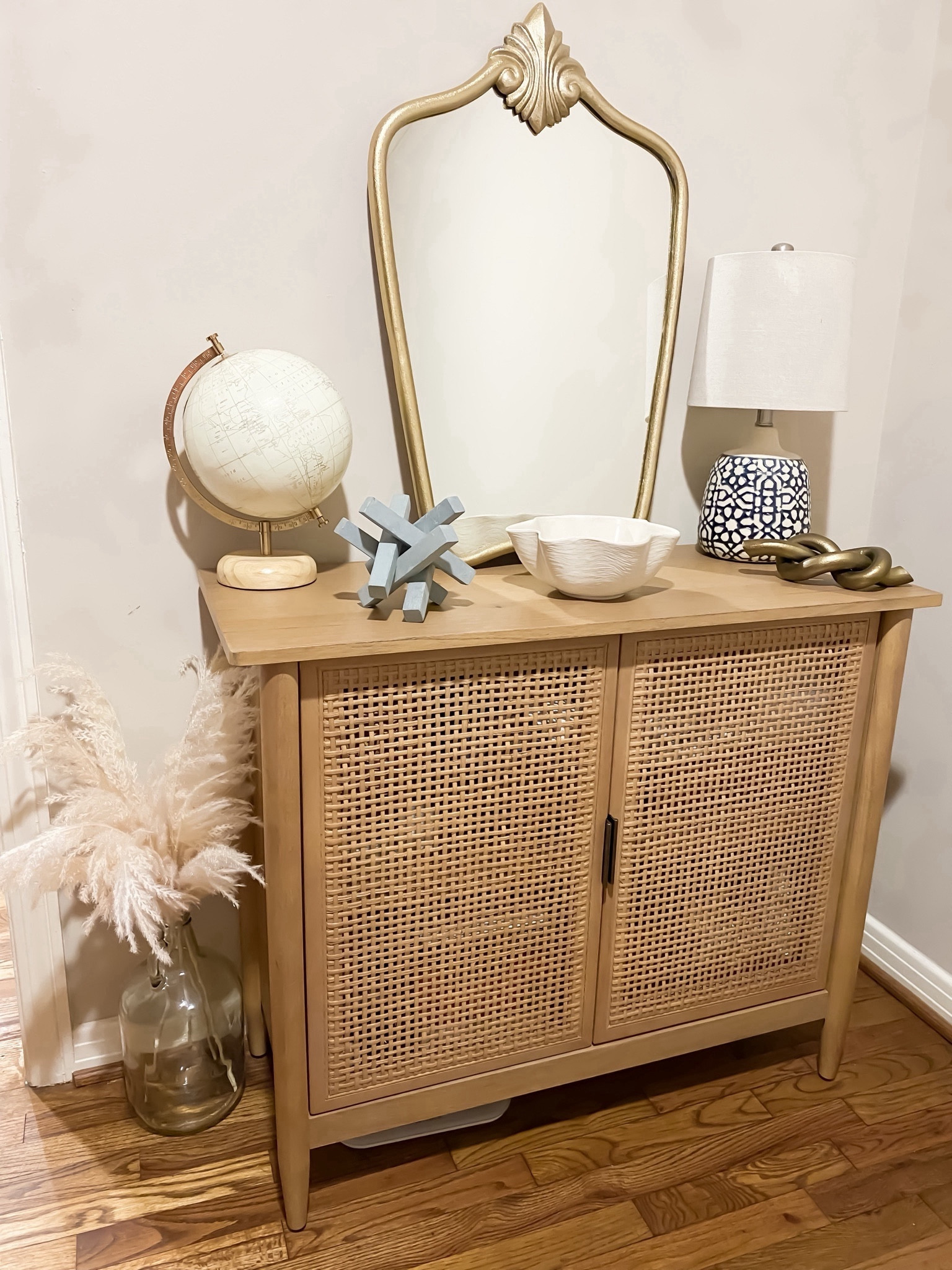 Home decor
Midcentury home decor
Midcentury modern
Organic modern decor 
Entryway table decor 
Table lamp
Cabinet 
Midcentury boho
