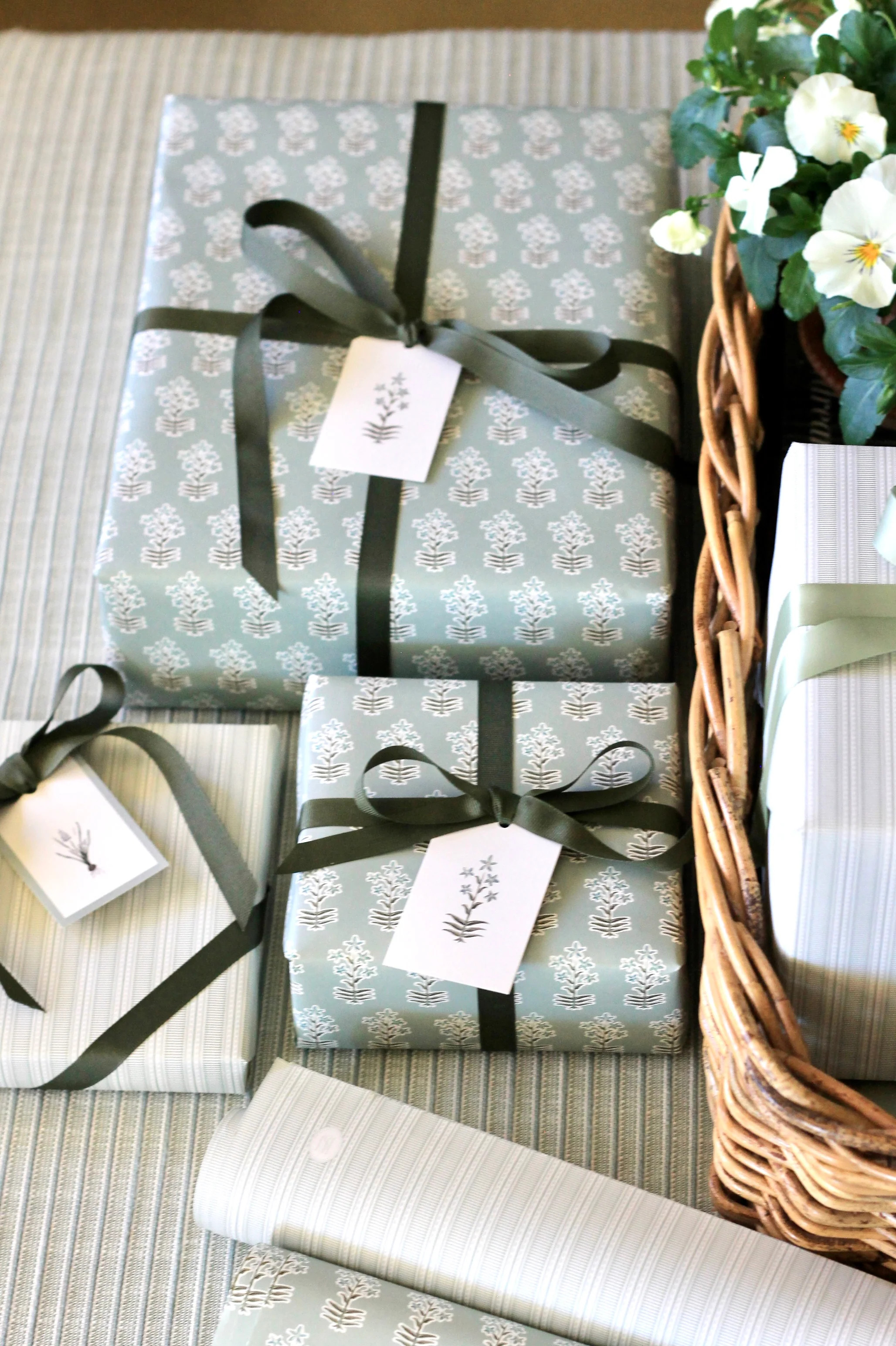 Emma Flower Wrapping Papers - 4 sheets | JSH Home Essentials