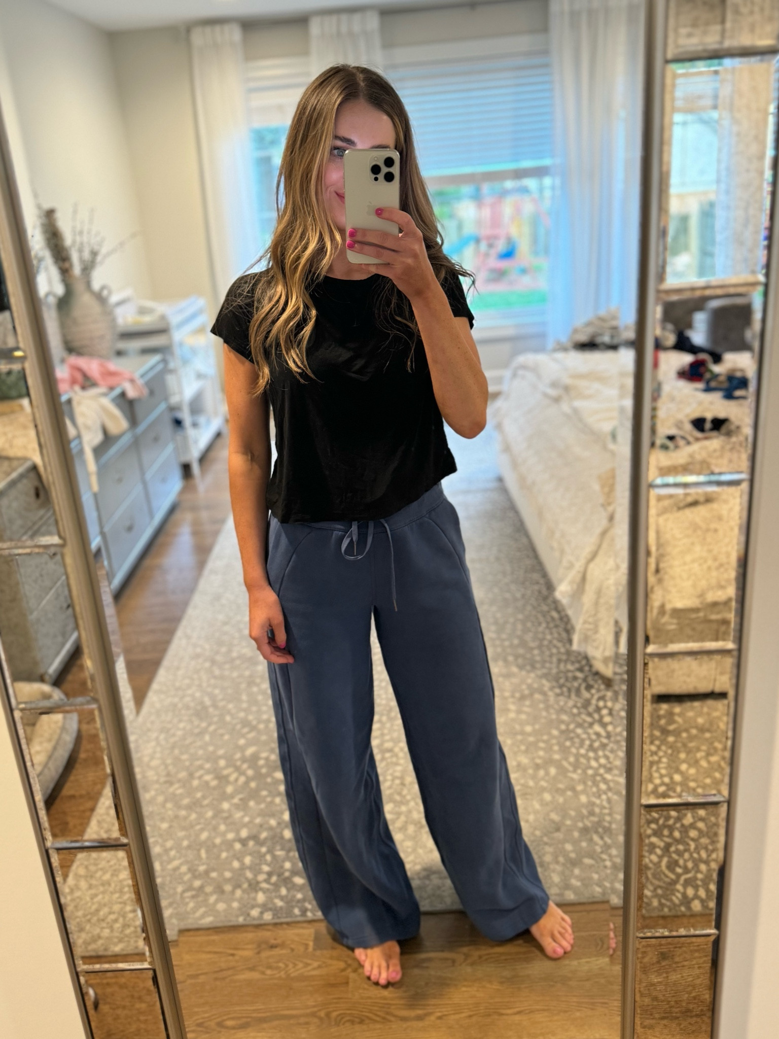 The comfiest sweats I’ve ever owned! 

Sweatpants , activewear , sweats , matching set , fitness wear , leggings 

#LTKfitness #LTKstyletip #LTKActive