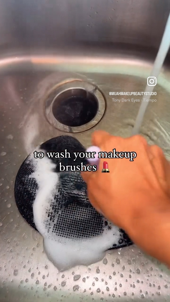💕 A gentle reminder 💕: Clean brushes are the secret to flawless makeup and fewer breakouts! ✨ Keep your skin happy and your makeup on point by washing those brushes regularly👌🏼

For a deep clean, I use Dawn Spray soap ( I cannottttt believe how clean my brushes get ) and hang to dry! *always lay flat or hang upside down so you don’t damage your brushes. 

How often do you clean yours? Let me know in the comments! 👀

#makeupartisttips #makeupbrush #makeupbrushcleaner 

#LTKFindsUnder100 #LTKBeauty