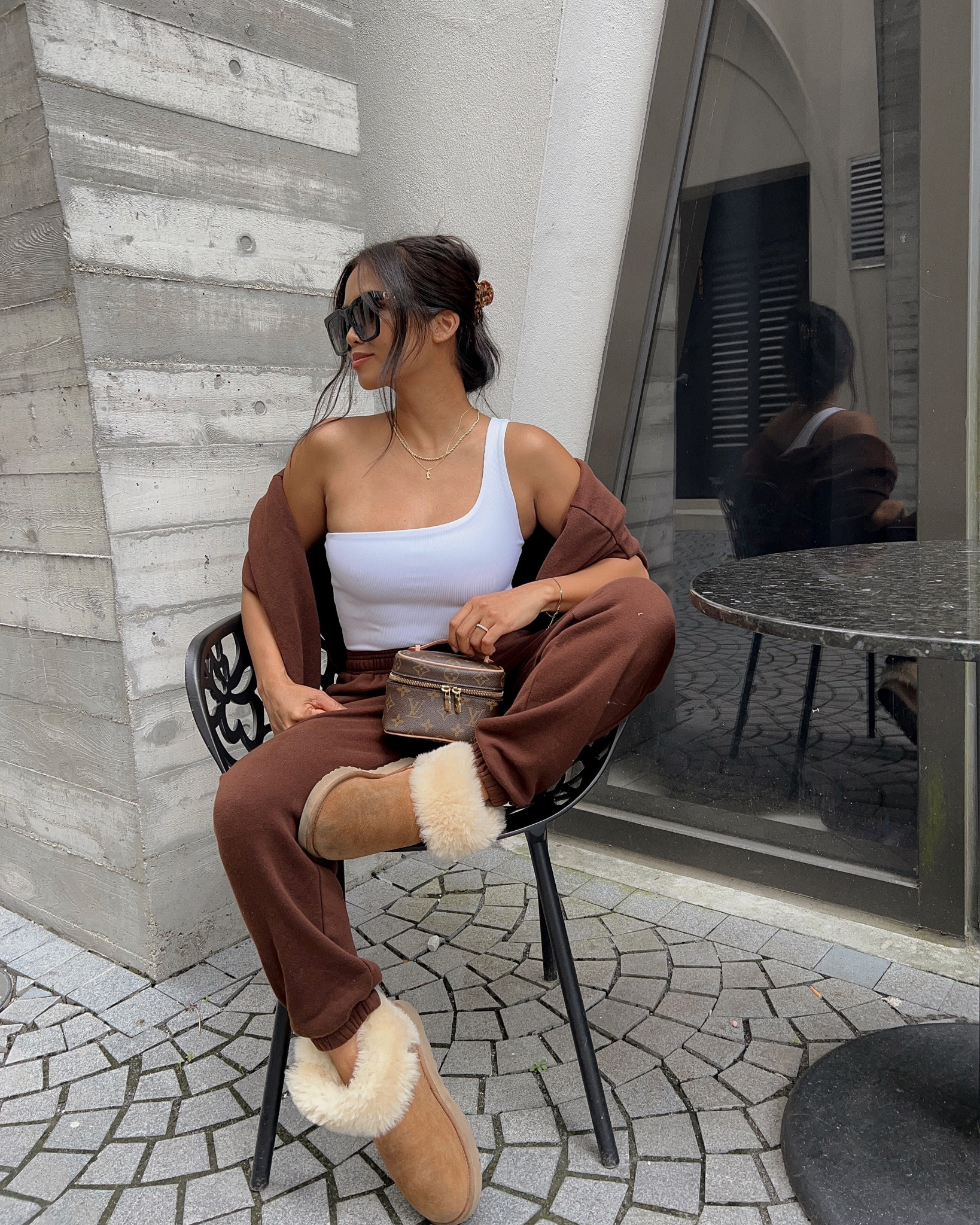 Cozy 🧸🤎
#casualootd #comfyoutfits #cozystyles 

#LTKHoliday #LTKshoecrush #LTKSeasonal