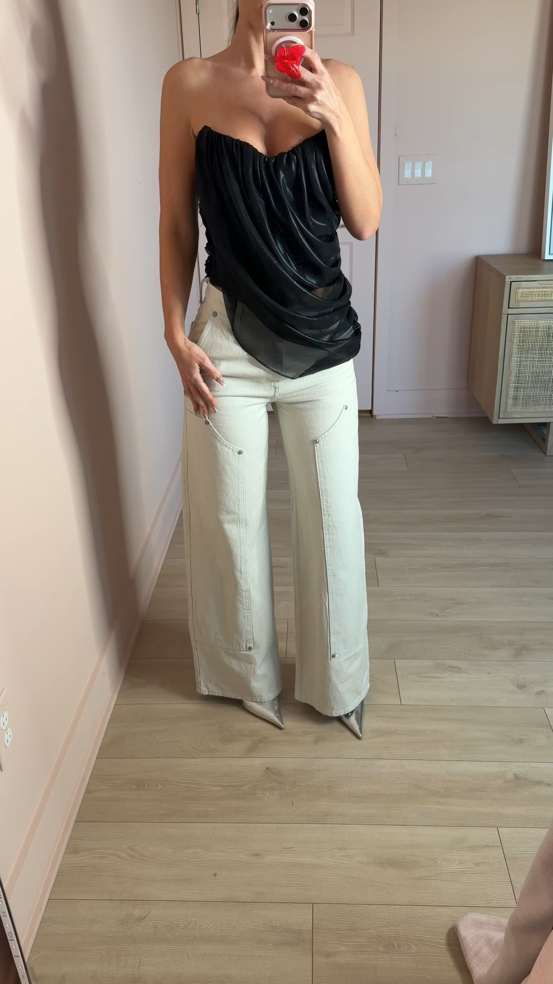 Absolutely love this top! It also comes in gold 

on jluxlabel website you can use my discount code “daniellelodge” until 3/5 

#LTKTall #LTKootd