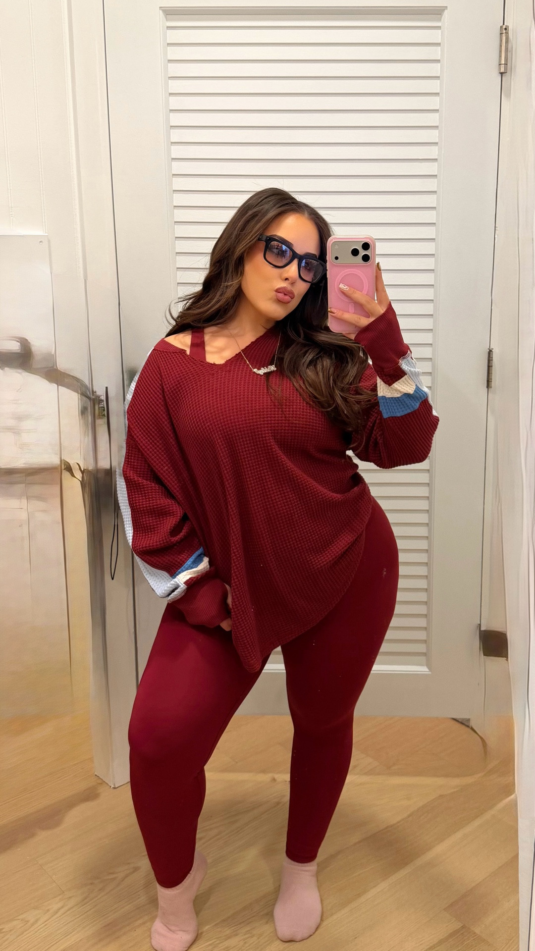 POV trying on clothes at @aerie as a curvy midsize & petite 5’2” 🤓🫶🏼 I tried on everything in size Large! 

#LTKSaleAlert #LTKMidsize #LTKPetite