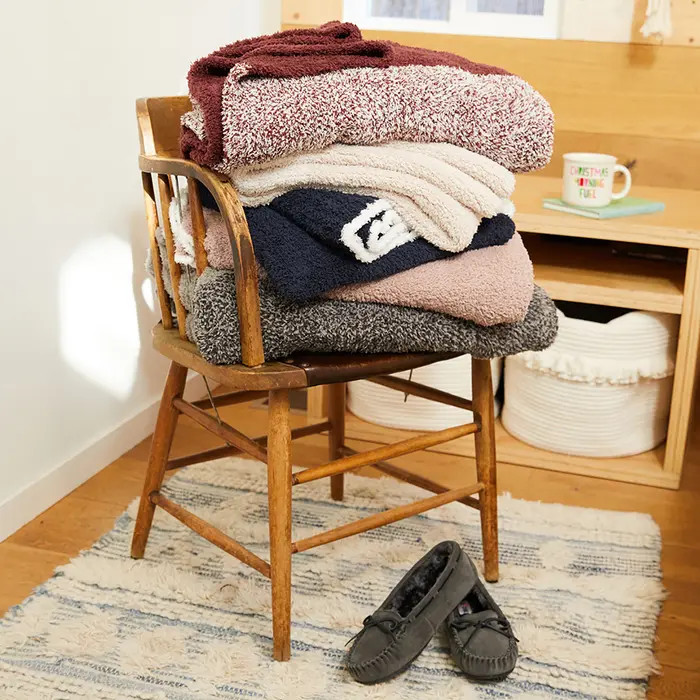 CozyChic Rib Trim Throw - 45" x 60" | Nordstrom Rack