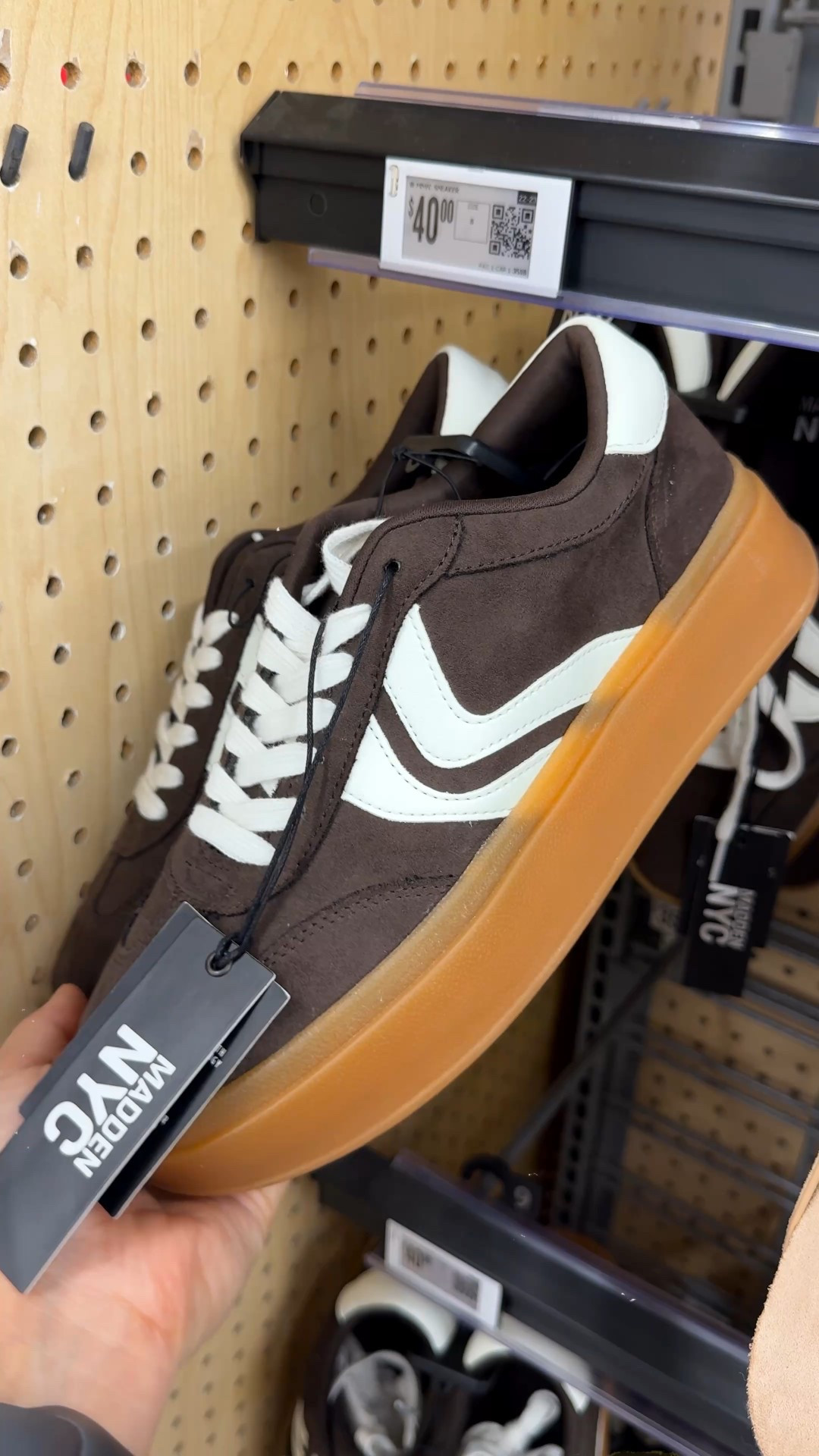 Walmart shoes that are actually so good. Affordable everyday styles like sneakers ballet flats loafers clogs and comfy slides. Most were under $30 which is wild for how cute they are. Easy casual shoes perfect for errands work weekends and everyday outfits.

Saving you a trip because Walmart really showed up in the shoe aisle 🖤👀

#LTKFindsUnder50