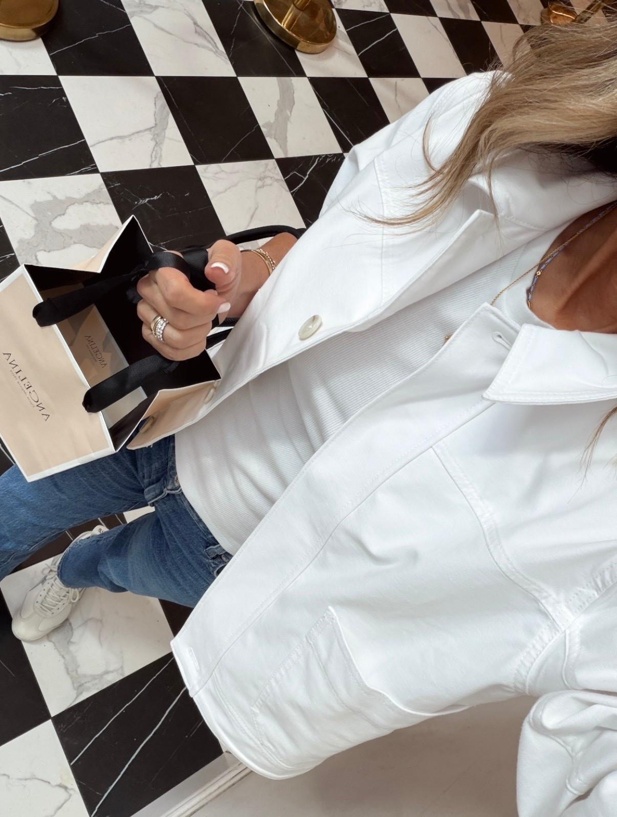 Comfortable jacket with stretch material wearing a Small
-sneakers are cloud soft. TTS

#LTKootd