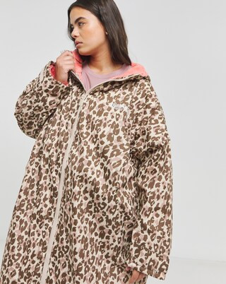 Regatta Waterproof Changing Robe | Simply Be (UK)