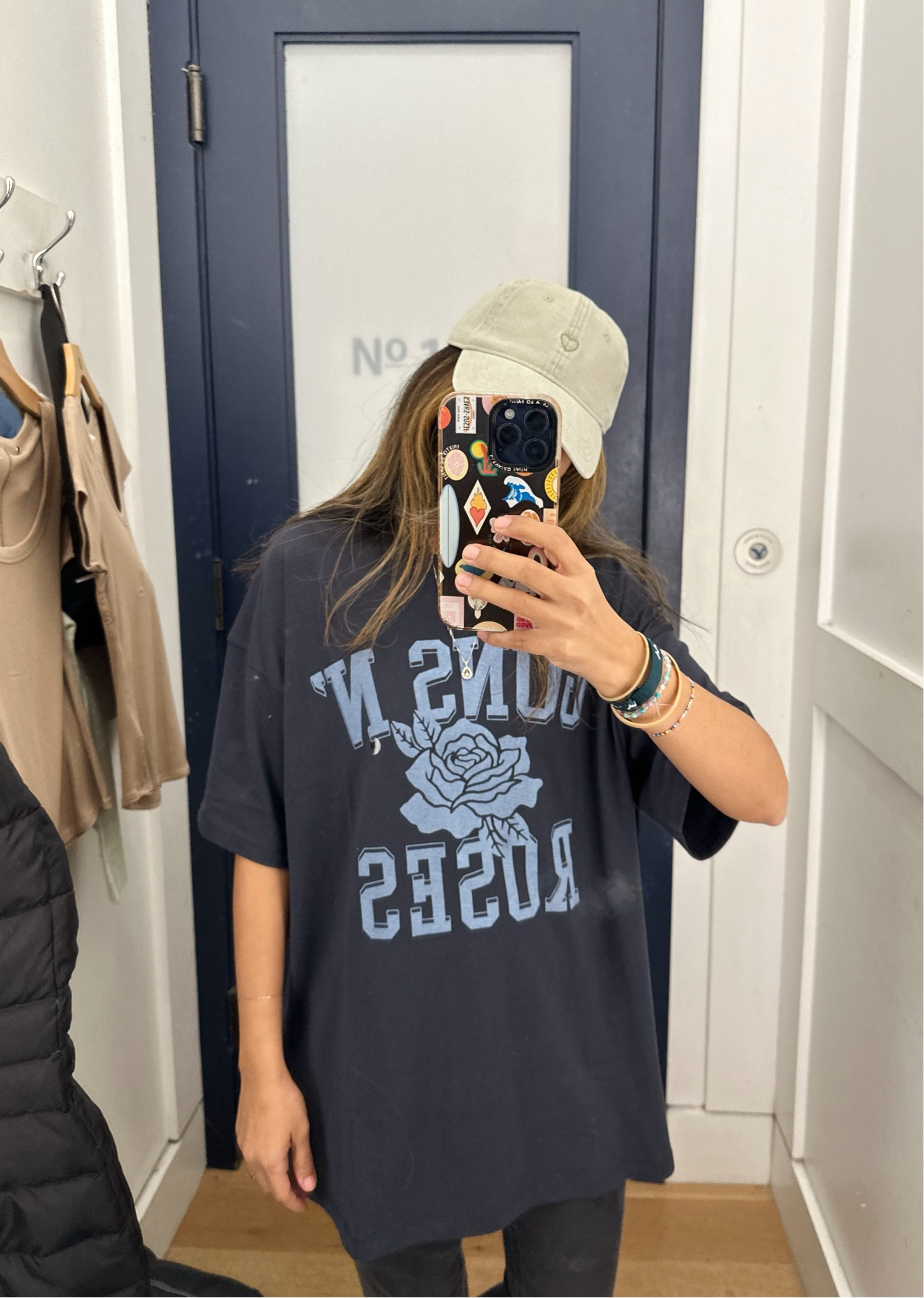 American Eagle Graphic tees got me like 🤗🤗🤗🤗🤗🤗🤗

#LTKtravel #LTKstyletip #LTKsalealert