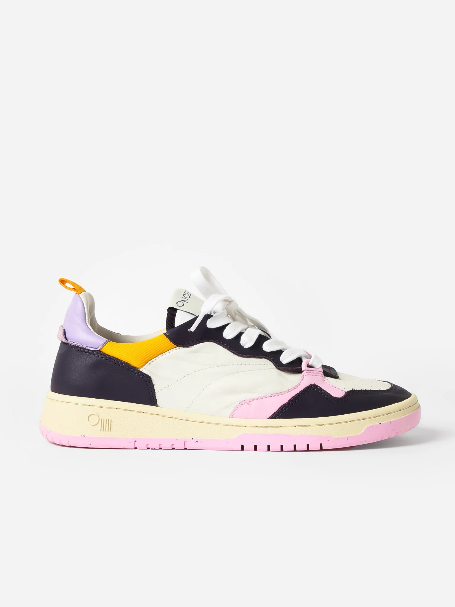 ONCEPT
                      
                     Women's Phoenix Sneaker | Saint Bernard