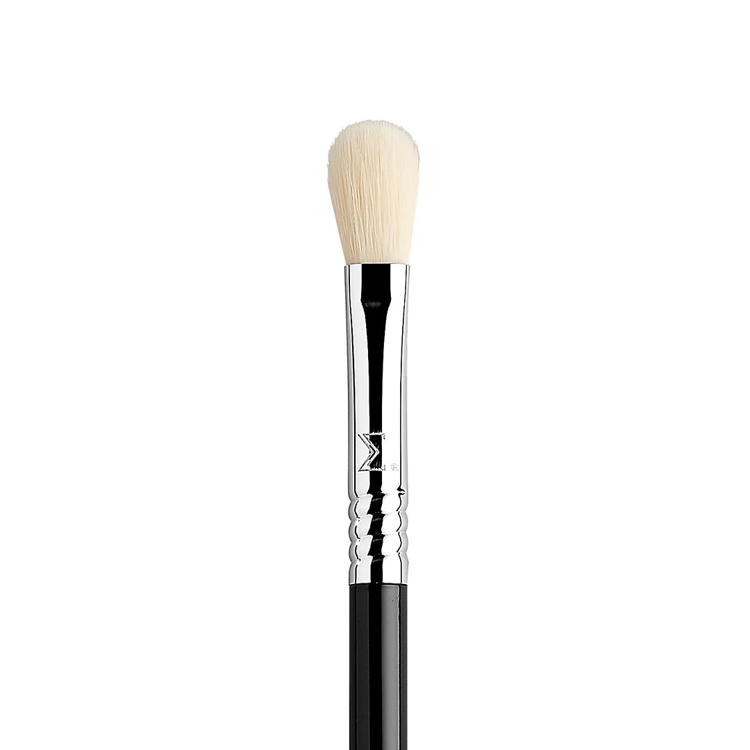 E25 MAX BLENDING BRUSH | Sigma Beauty