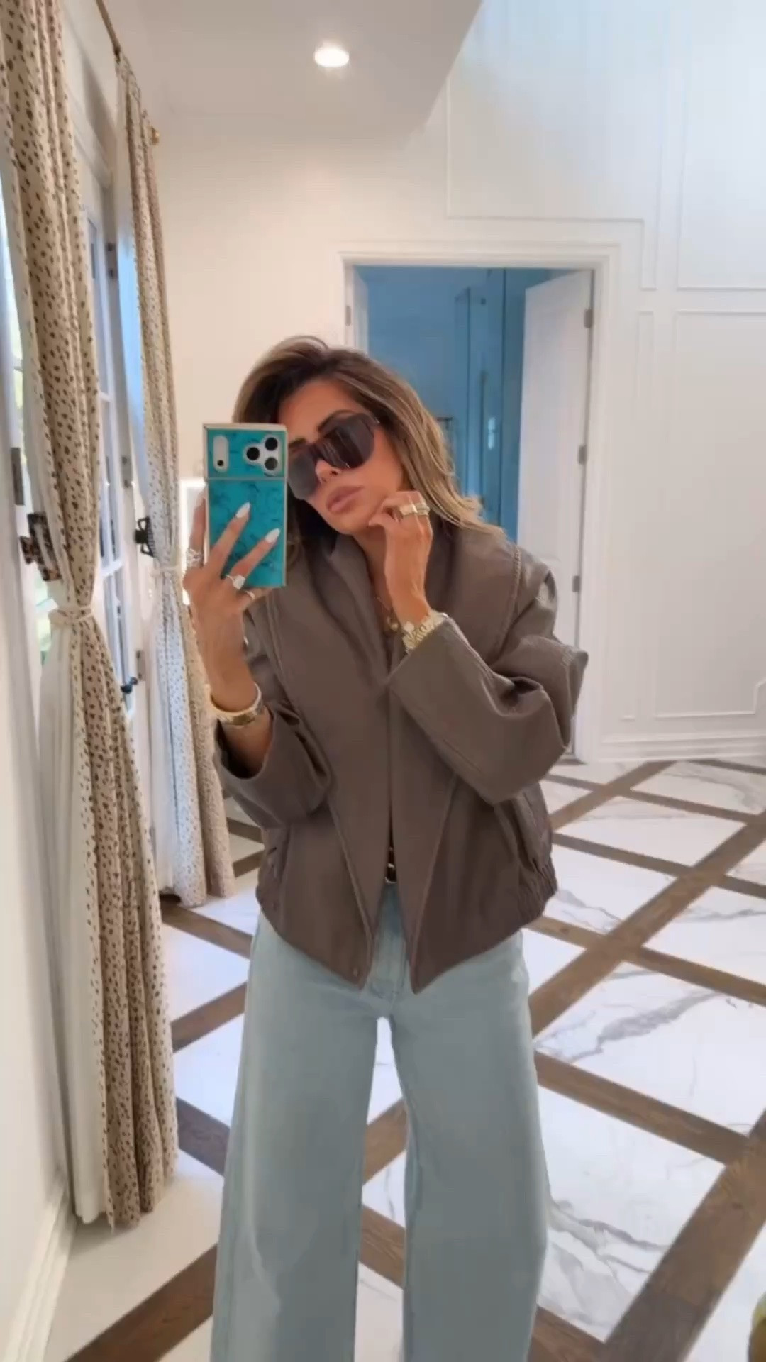 This jacket is too cute and still in stock! I’m wearing a small!! It runs oversized! 

Zara fashion, Zara finds, Fall outfits women, Autumn outfits, Fall jackets, Business casual workwear, Date night outfits, Gemma Beauty, Emily Gemma

#LTKdayinmylife #LTKootd #LTKSeasonal