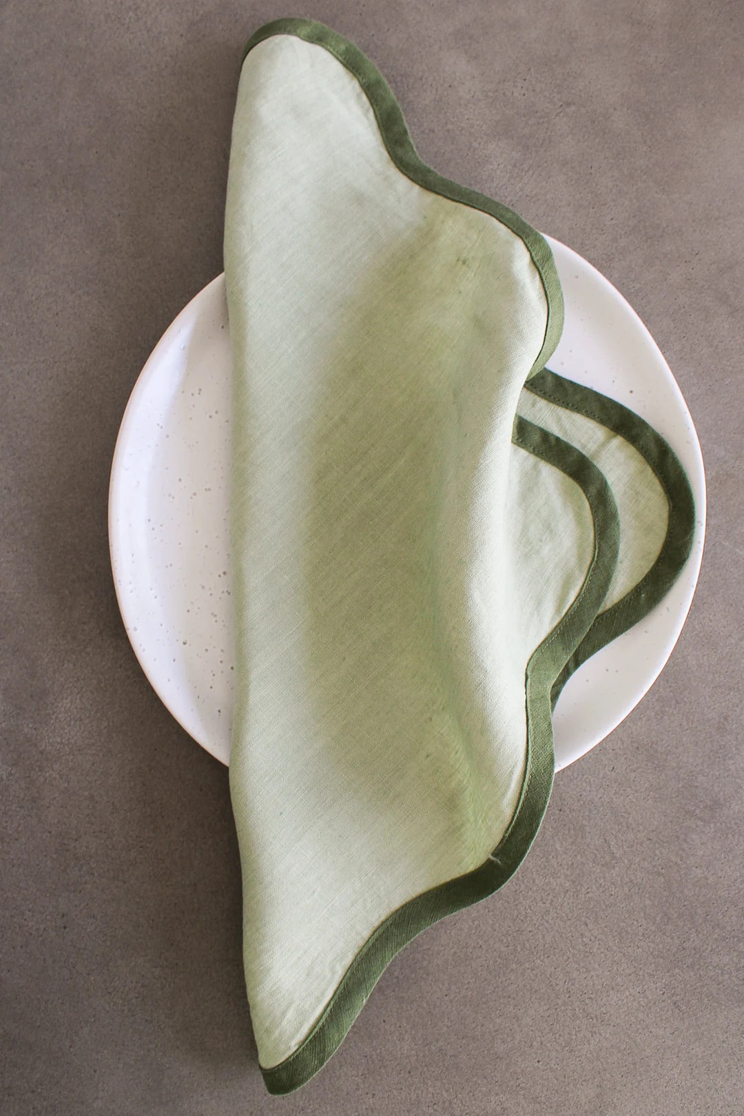 Scalloped Napkins in Forrest and Sage Green set of Four - Etsy UK | Etsy (UK)