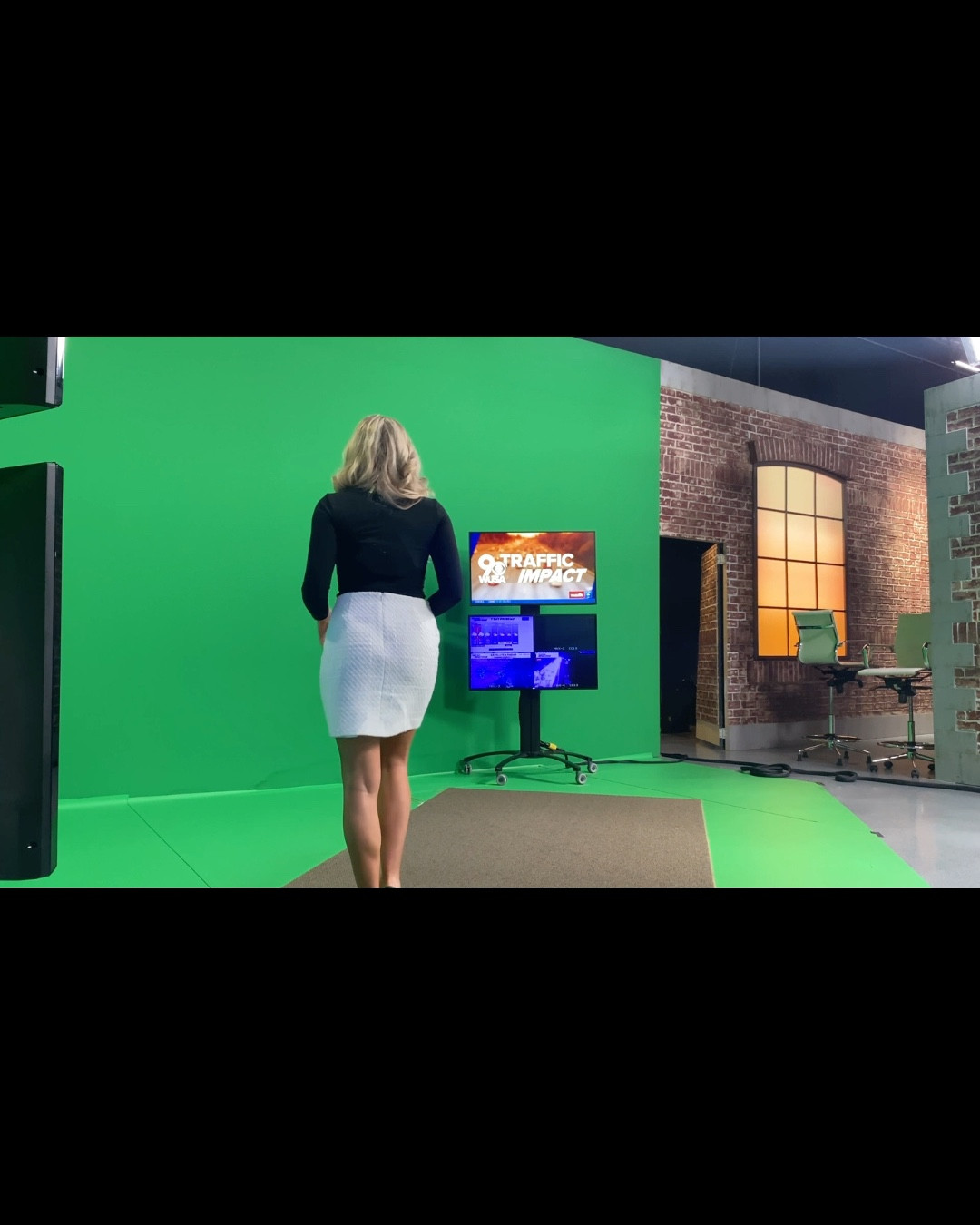 Squeezing in that white while I can 😂 love this skirt 

#LTKStyleTip #LTKVideo #LTKWorkwear