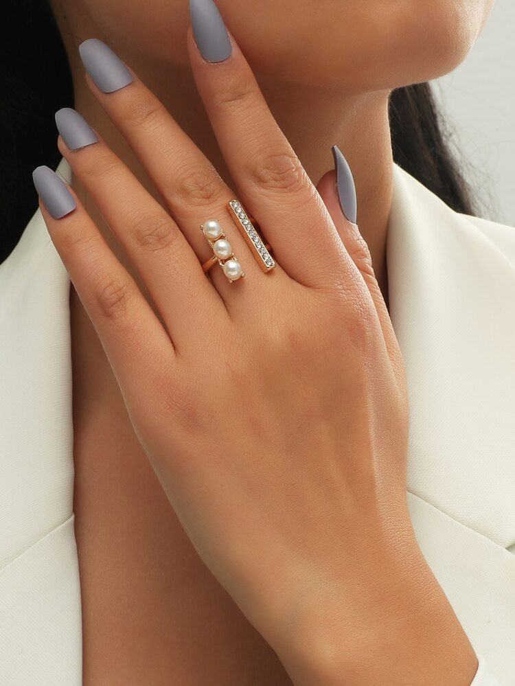 Anel com strass e pérolas artificiais | SHEIN
