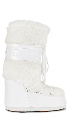 MOON BOOT Icon Faux Fur Boot in Optical White from Revolve.com | Revolve Clothing (Global)