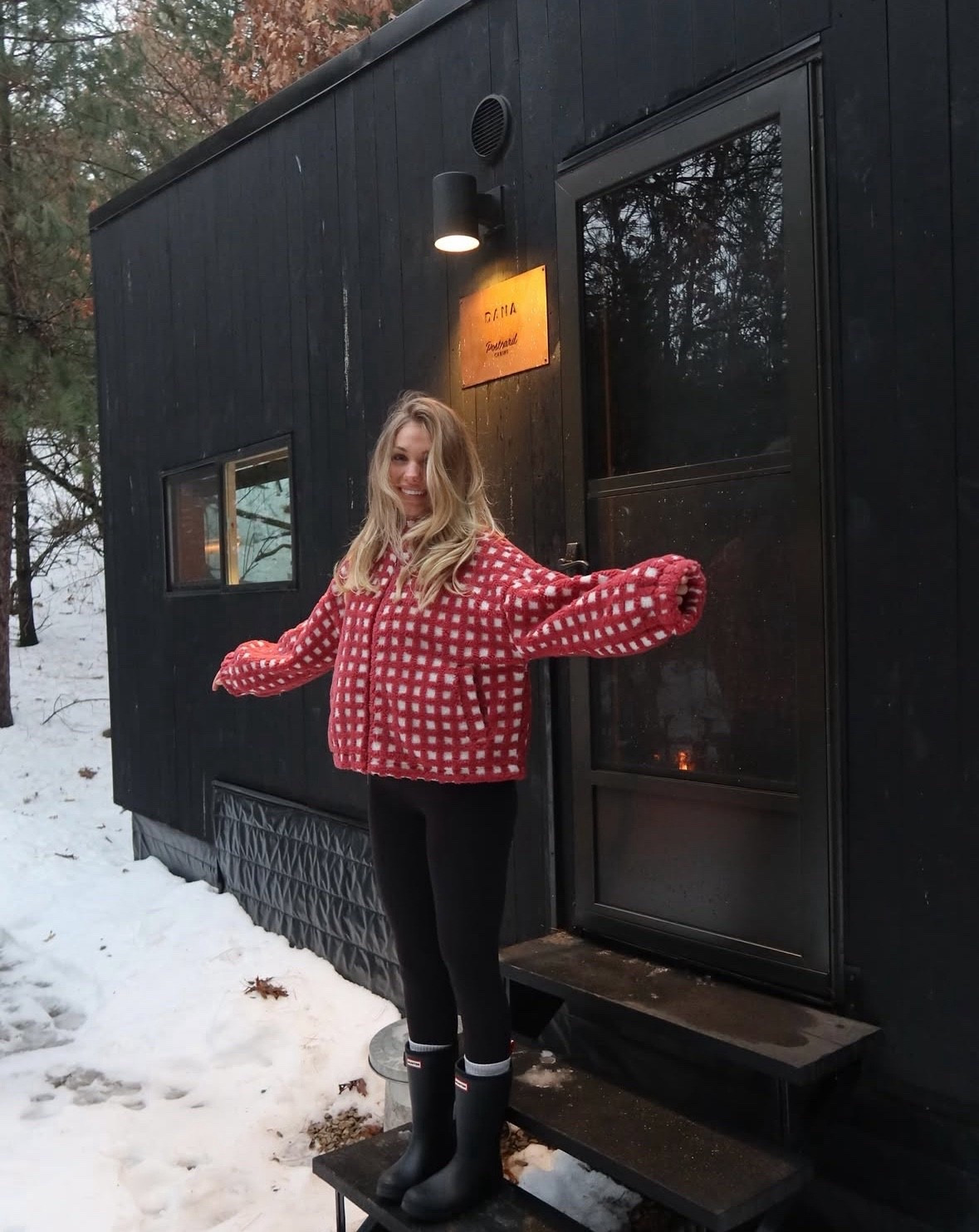 Winter outfits, cozy winter outfit inspo, leggings, jackets, red plaid jackets, snow weather clothing, clothing for cold weather 

#LTKFindsUnder100 #LTKootd #LTKOver40