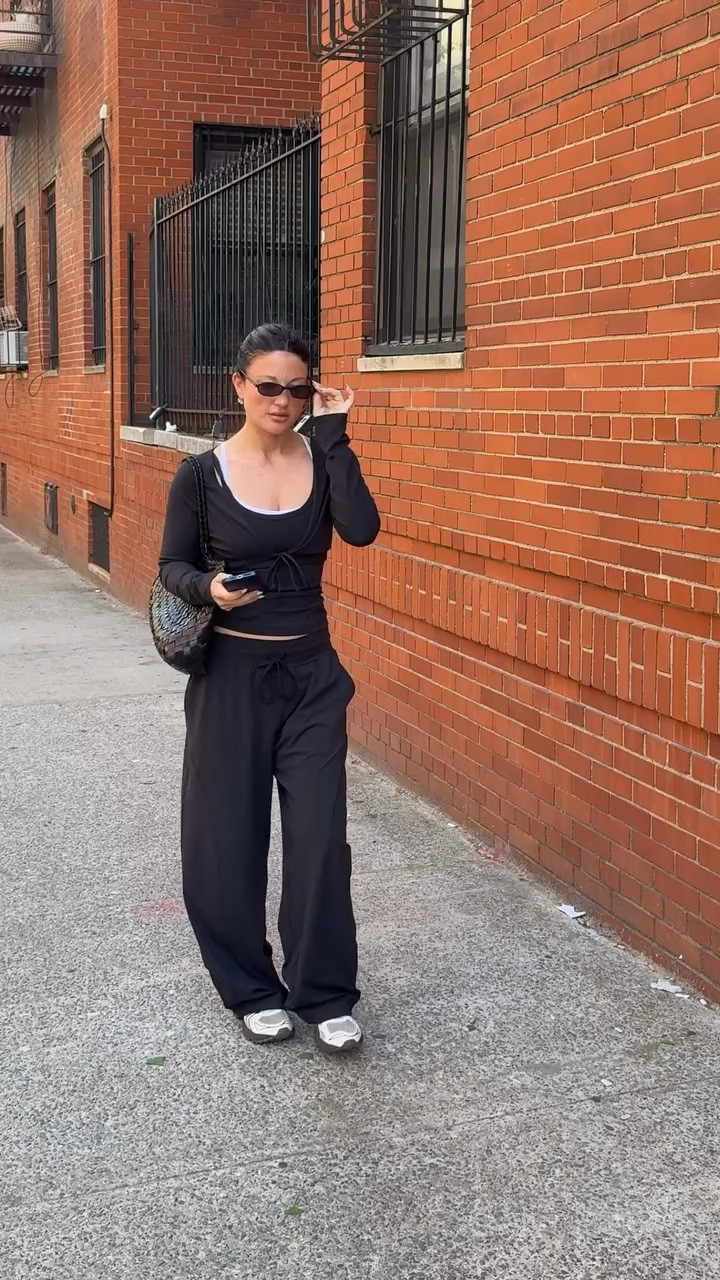 spring in NYC is better in @lululemon !! #lululemoncreator #ad