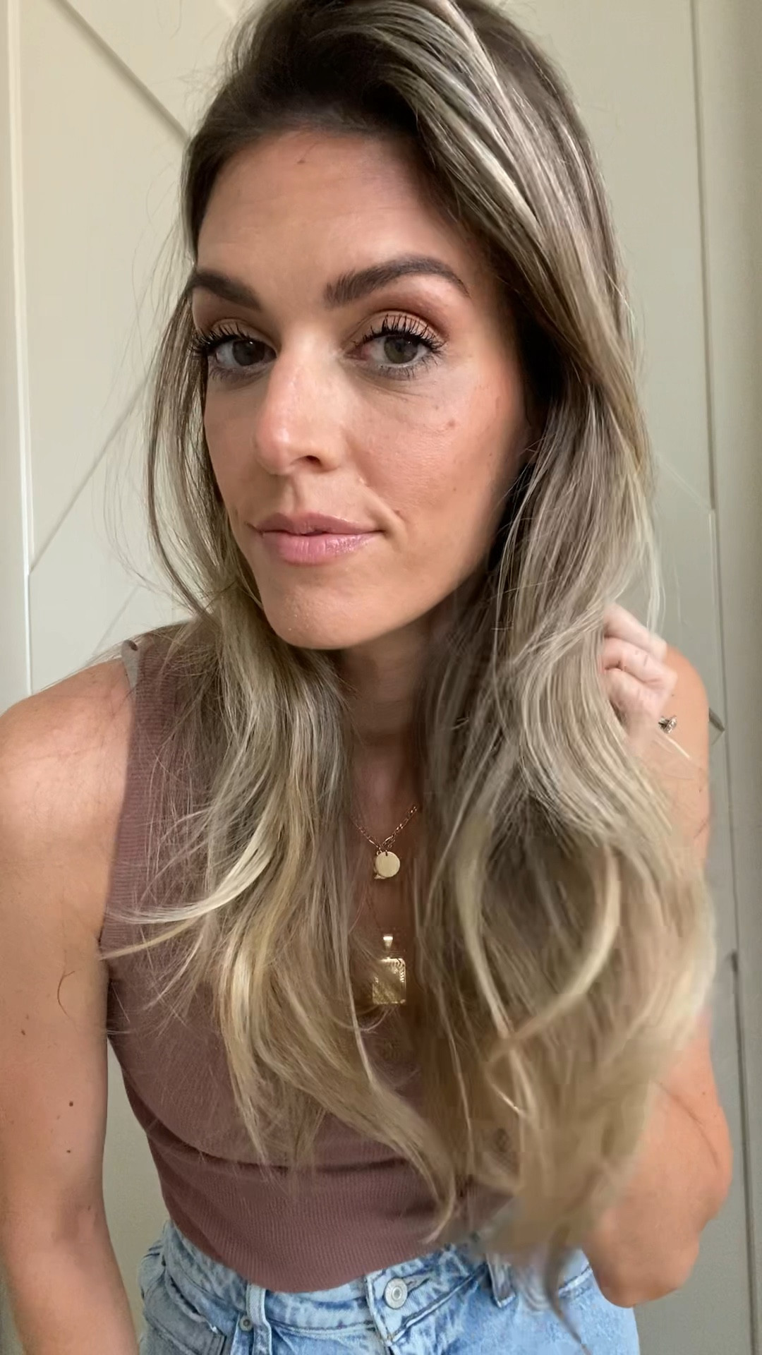 How to: longer fuller eyelashes 👌🏻 The products I’m loving at the moment. This eyelash serum works wonders! I noticed a big difference after three weeks of using it. 

Beauty tips, eyelash serum, mascara, long lashes, beauty hacks, eyelashes , makeup must haves, beauty products 

#LTKbeauty #LTKunder100 #LTKFind