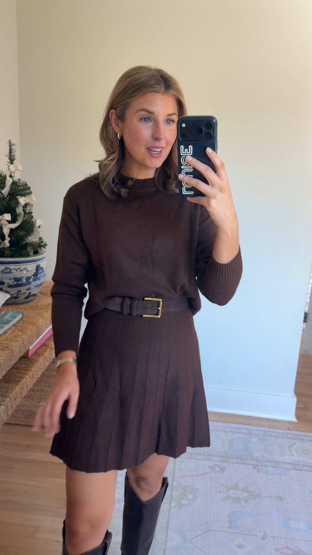 Love this set for fall and winter! Wearing a S