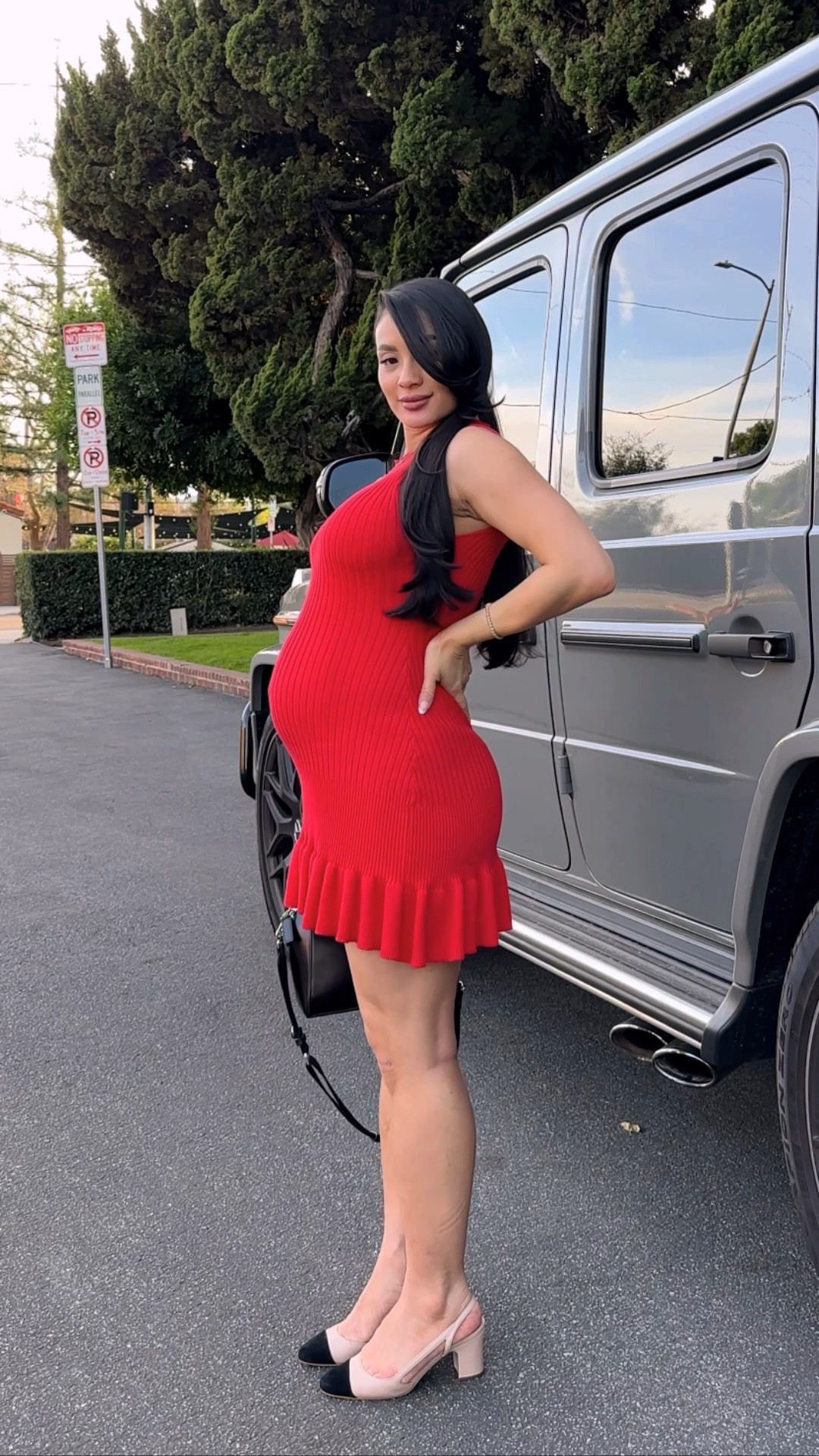 The bra every busty momma needs by mom cozy. 
Use code: LINYEH30 for 
20% off Amazon 
30% off the Momcozy official website 

Dress is Bump friendly 🤰🏻 same size as before pregnancy. 

#LTKmomlife #LTKootd #LTKBump
