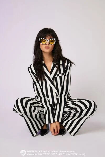 Beetlejuice Beetlejuice Striped Blazer | Forever 21