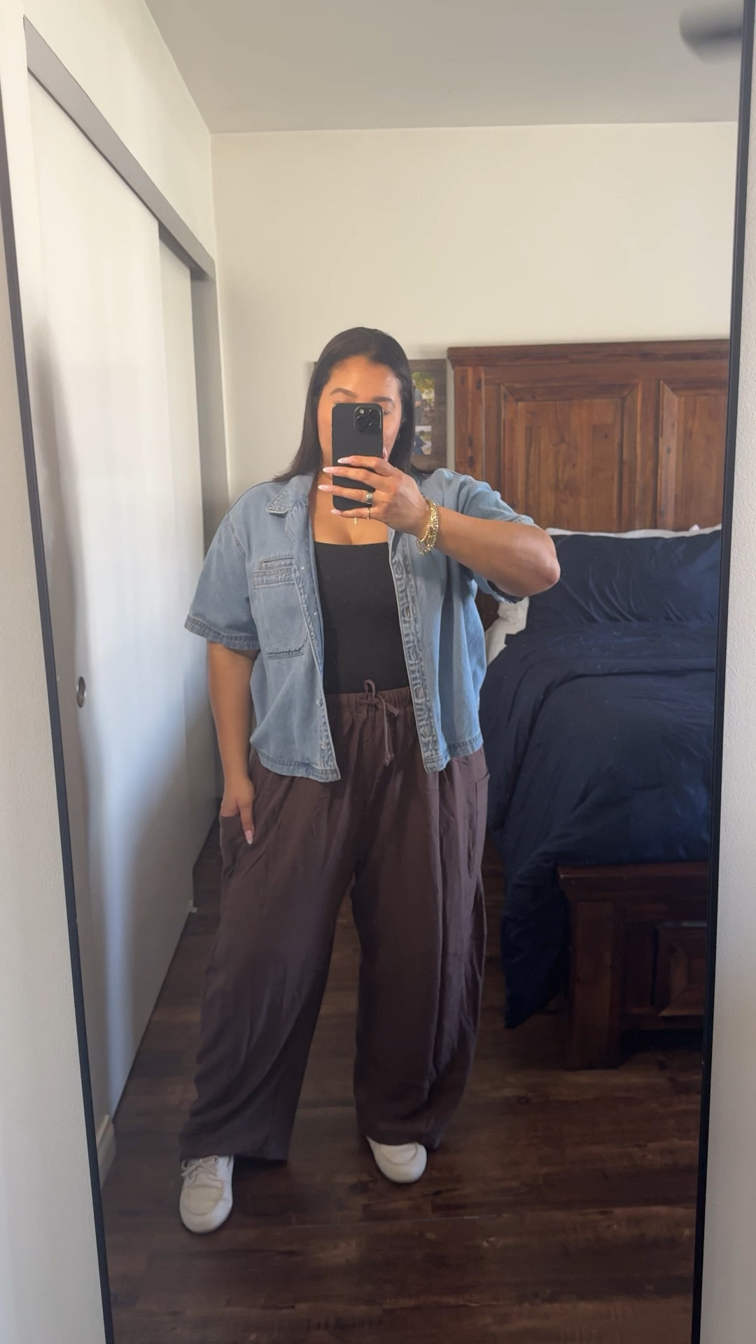 Easy casual outfit I wore as a midsize mom who loves tummy flattering pieces 

Denim top/ large / runs big/ great quality 
Tank top / large / tts / super comfortable 
Linen pants - XL/ oversized/ loose fit / tummy flattering / has pockets / elastic waistband/ perfect for warmer days 

Casual outfit 
Midsize outfit 
Curvy fashion 
Spring outfit 
Summer outfit 
Denim 
Tummy flattering 
Tummy friendly 
Boat shoes
Mom outfit 

#LTKMidsize #LTKmomlife #LTKootd