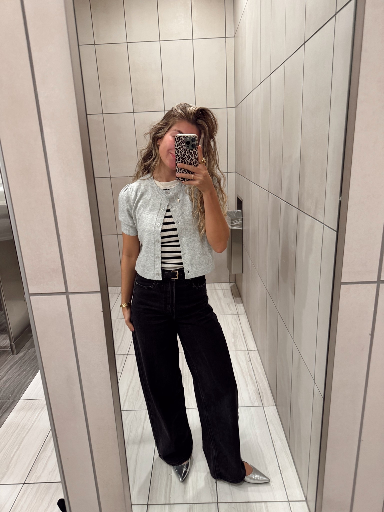 early fall office outfit | striped top inspo | black jeans | summer to fall transitional outfit | simple office outfit | fall workwear

#LTKWorkwear #LTKShoeCrush #LTKStyleTip