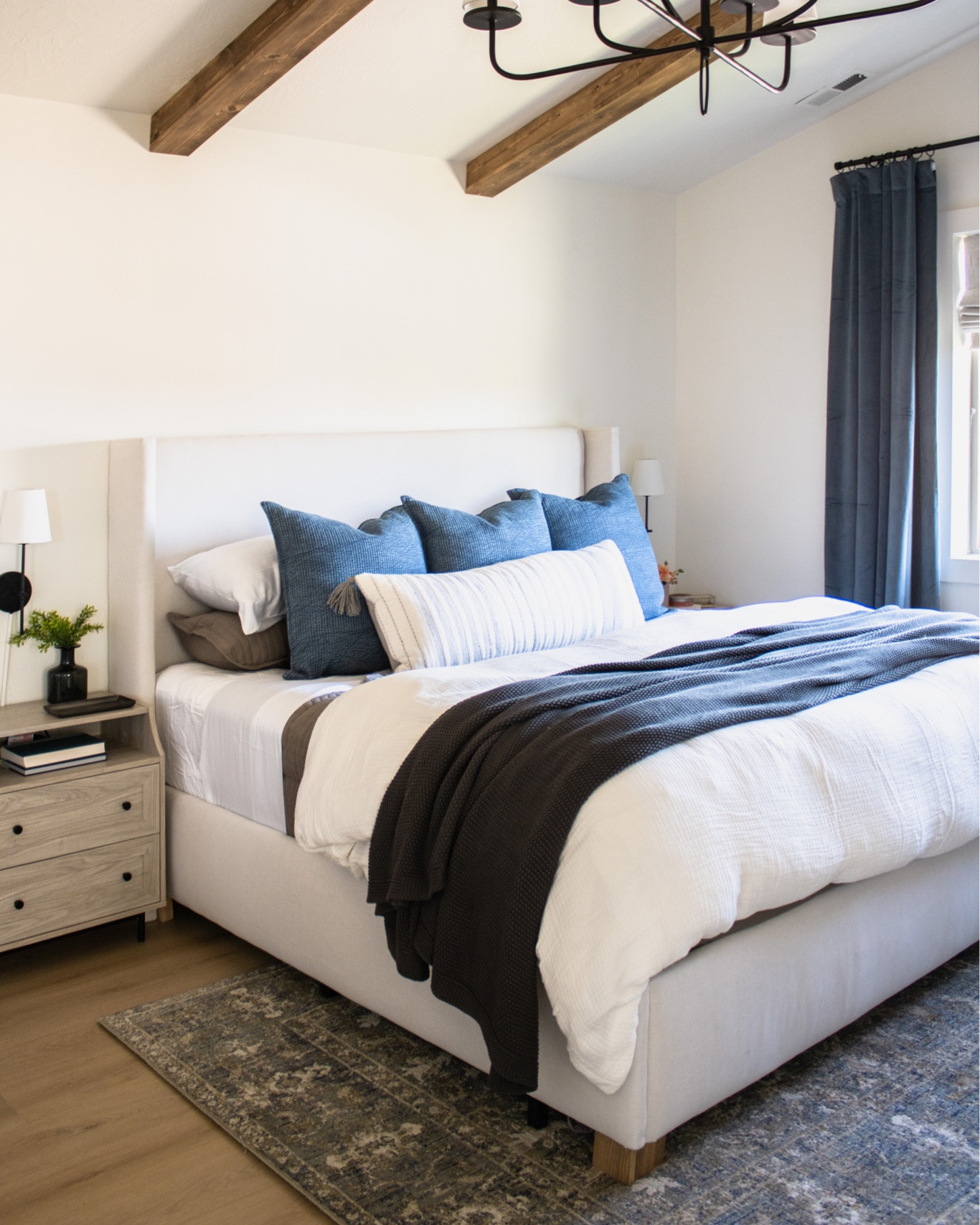 Still in love with this bedding ❤️

#LTKhome