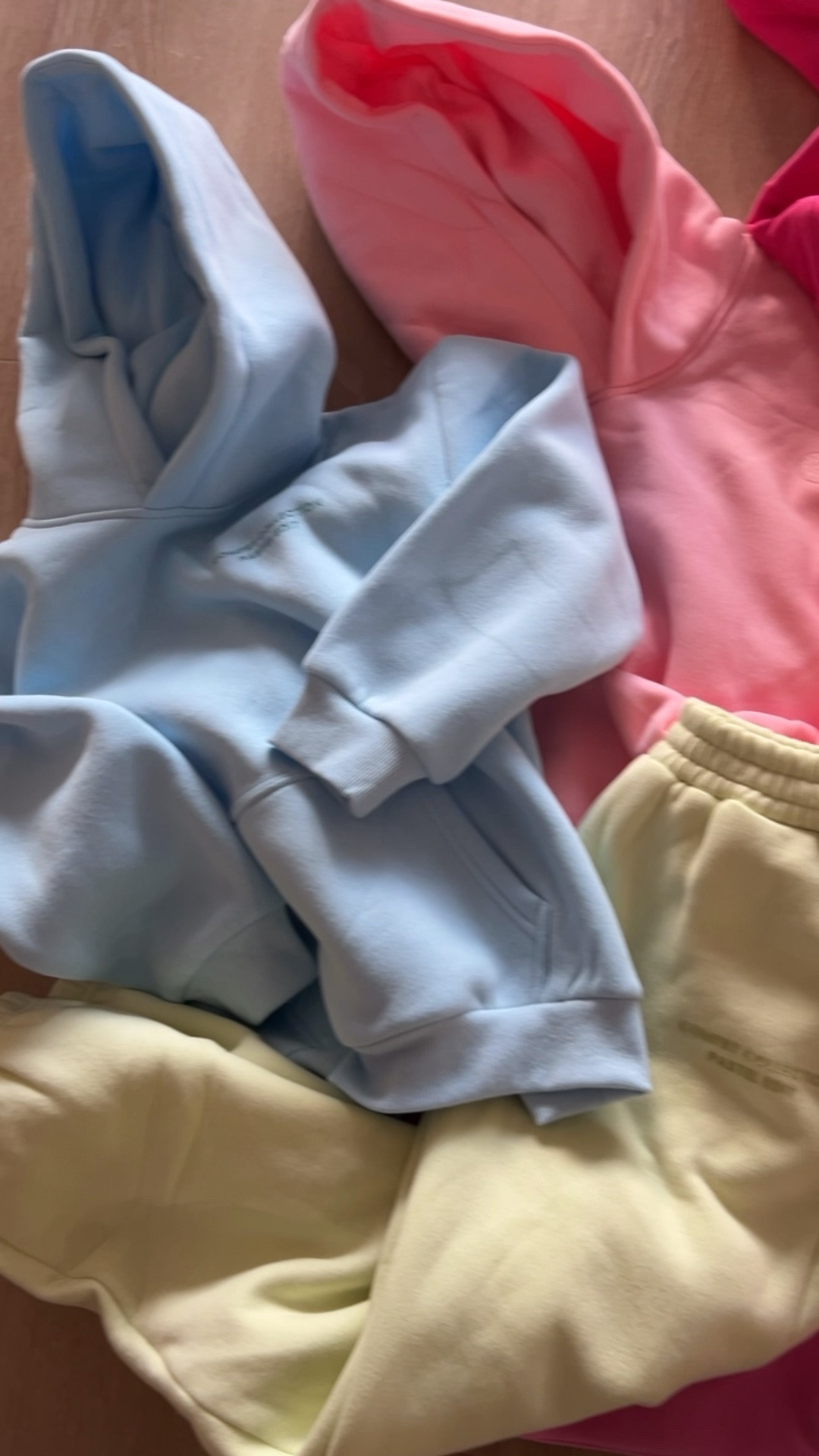Comfrt sale up to 70%off + an extra 20% off at checkout. Comfrt travel hoodies, loungewear, comfort

#LTKSeasonal #LTKTravel #LTKSaleAlert