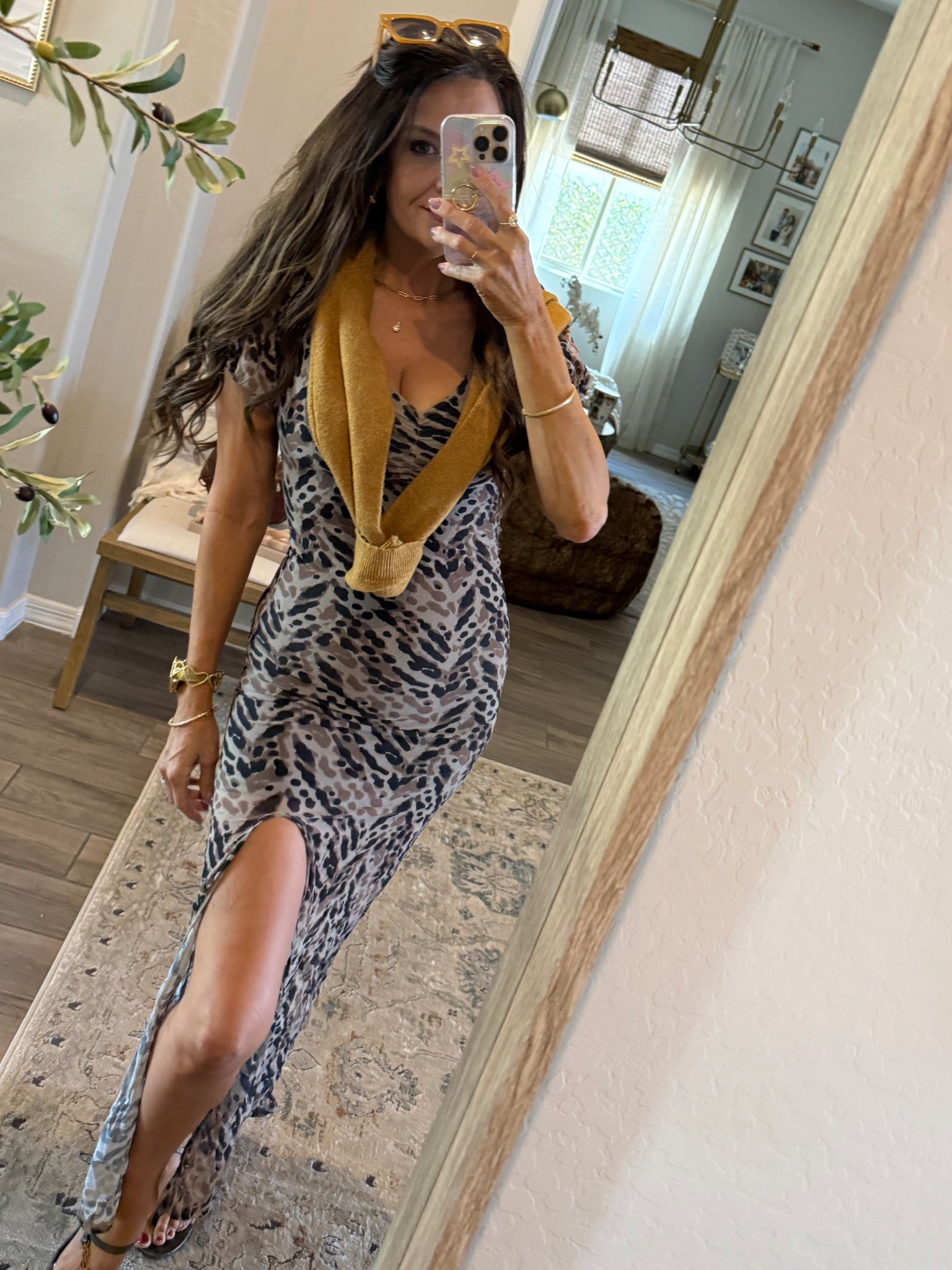 H&M 

#LTKootd #LTKTravel