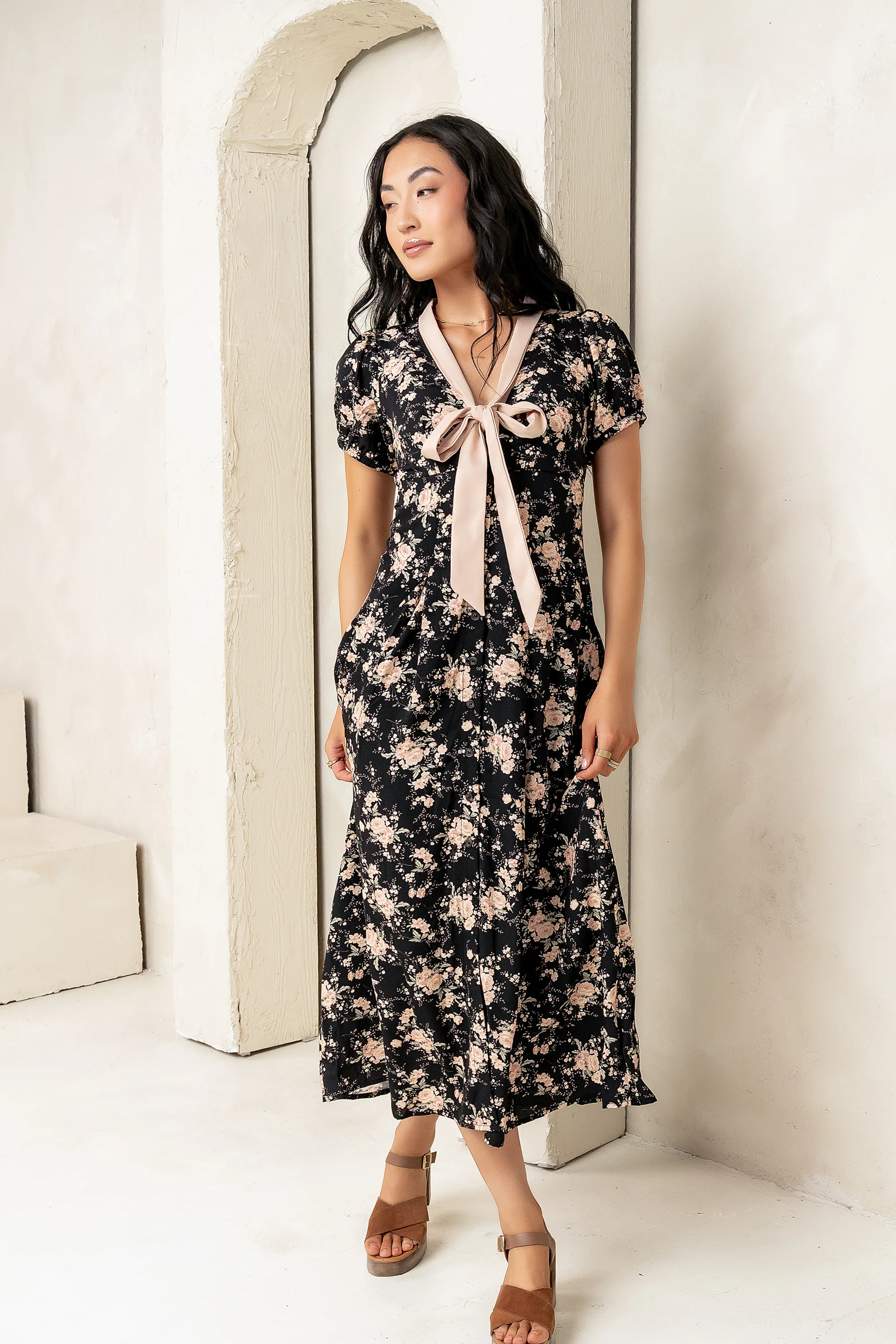 Vera Floral Maxi Dress in Black | Böhme US