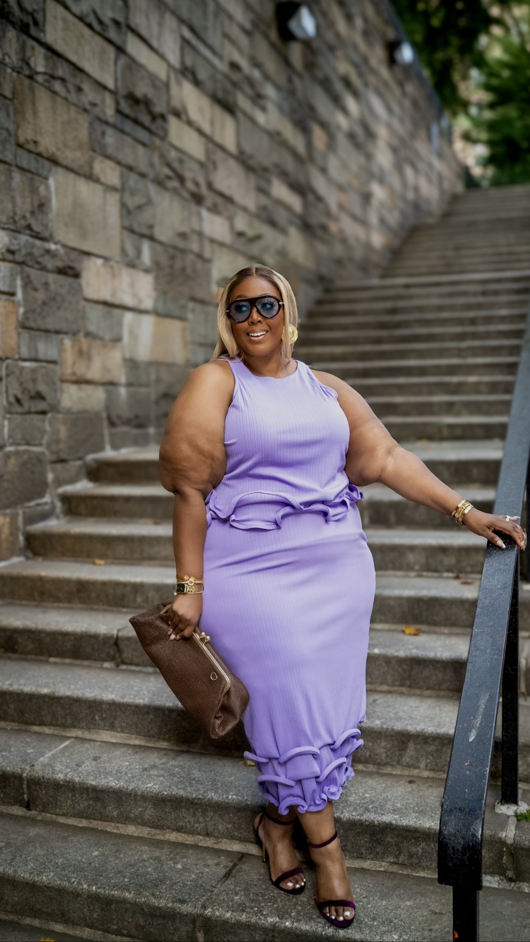 And if I need a glamorous look I’ll grab my @Eloquii bag Everytime!

#LTKPlusSize #LTKBeauty #LTKOver40