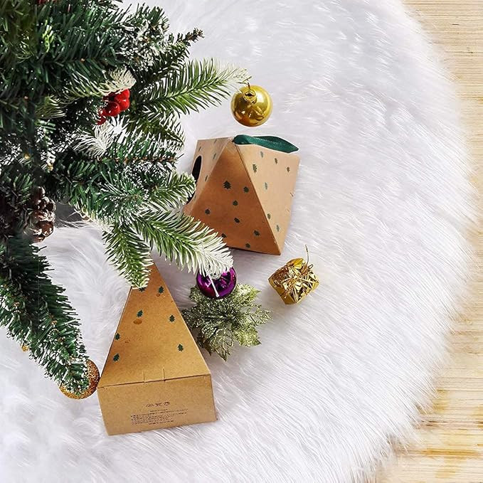 iMucci 30inch Chirstmas Tree Skirt Snowy White Plush Velvet - Holiday Party Decoration … | Amazon (US)