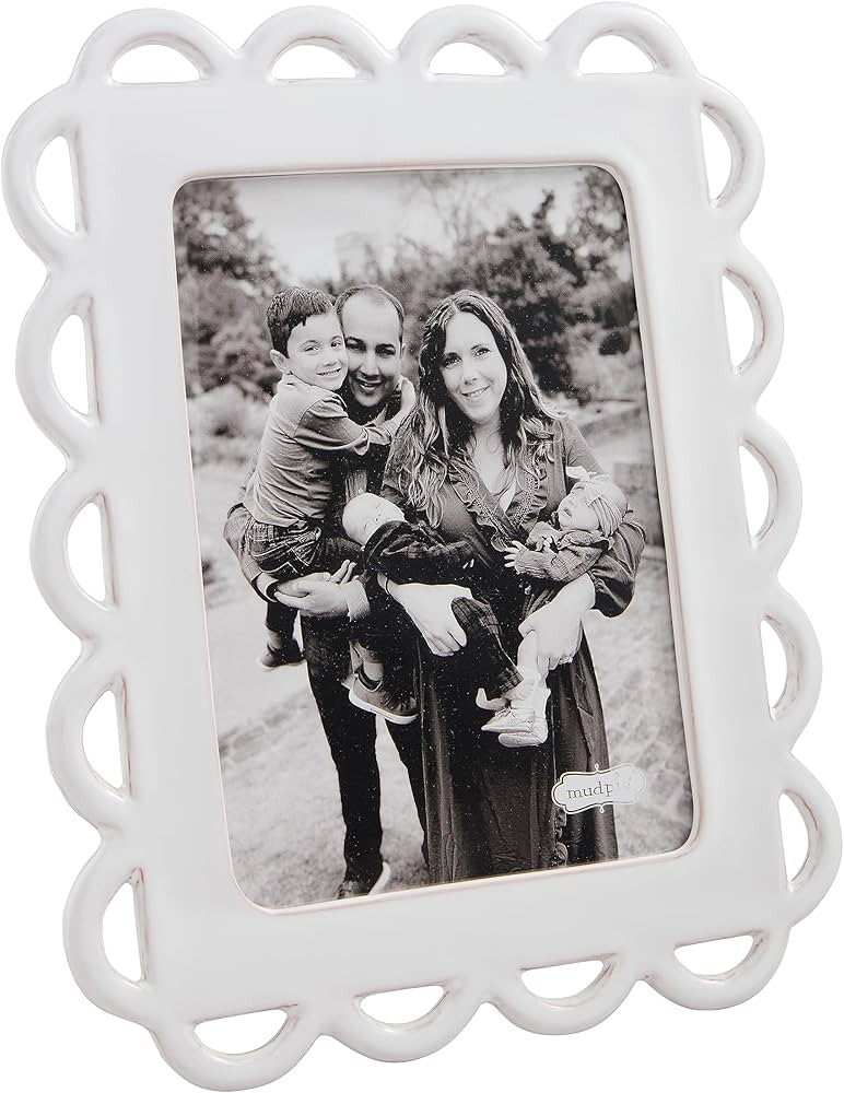 Mud Pie Ceramic Scallop Frame, Large | Amazon (US)