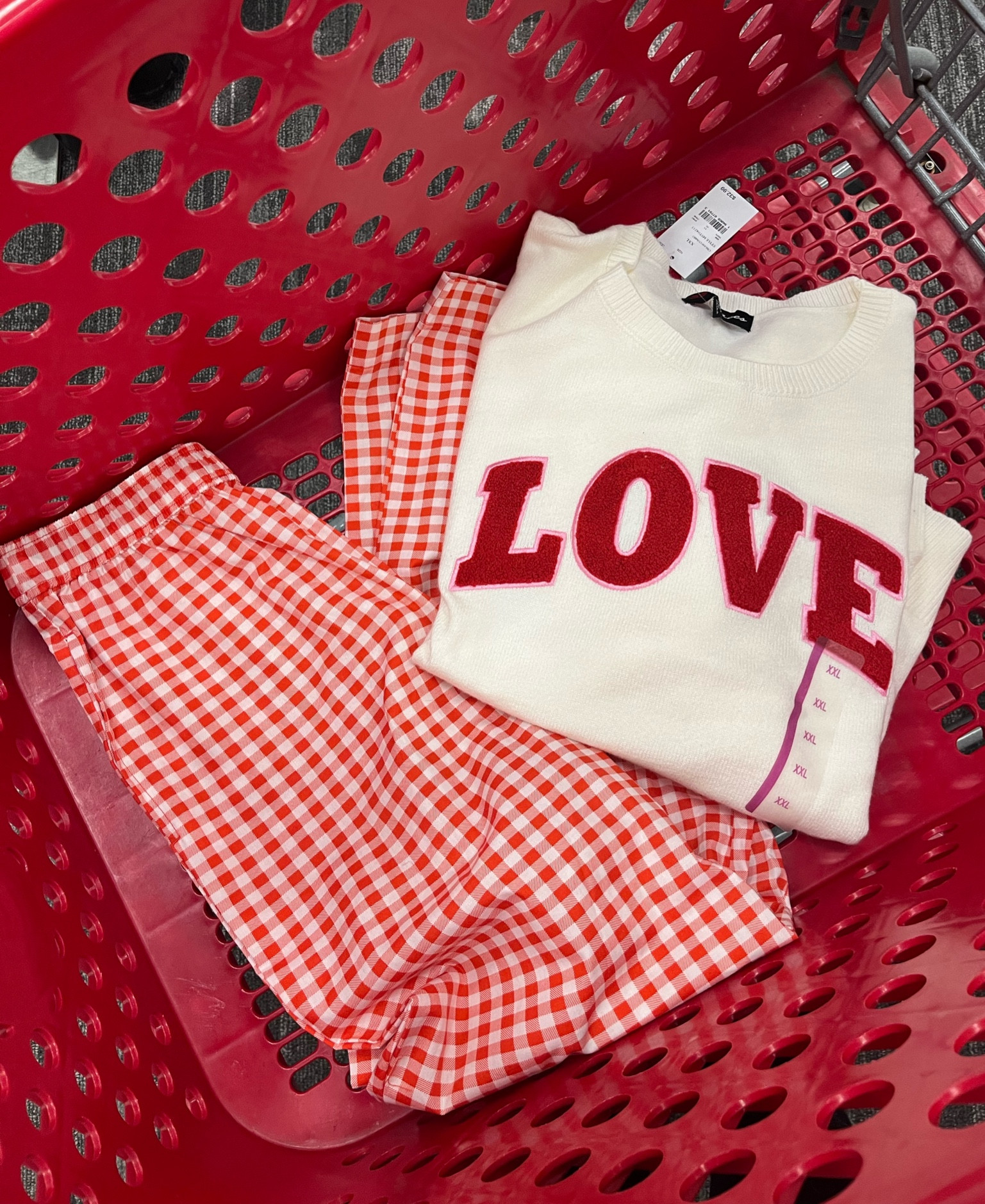 The cutest casual Valentine’s Day outfit! ♥️

Valentines, Valentine’s Day, size inclusive fashion, target, target shopping 

#LTKSeasonal #LTKplussize #LTKfindsunder50