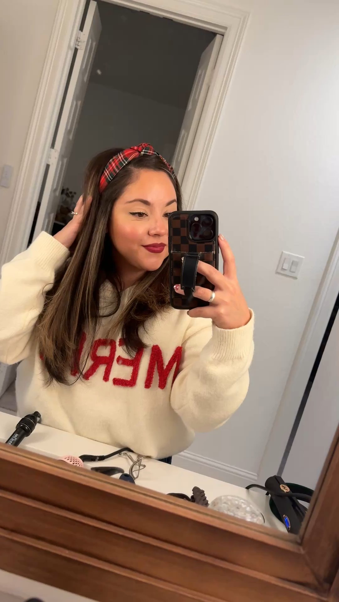 Off to see the nutcracker ✨❤️🎄

Knit sweater, outfit, ankle boots, jeans, 

#LTKmomlife #LTKootd #LTKPetite