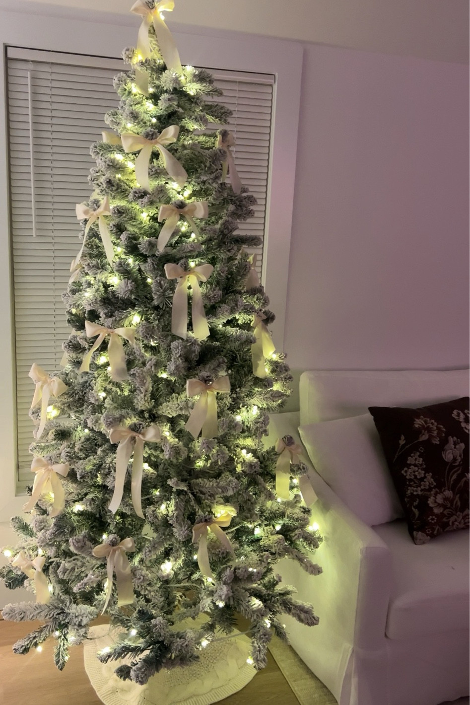 affordable christmas tree 🎄🎀⛪️ #christmastree #affordablechristmastree #frostedchristmastree #chridtmasdecor #bows

#LTKGiftGuide #LTKFindsUnder100 #LTKHoliday