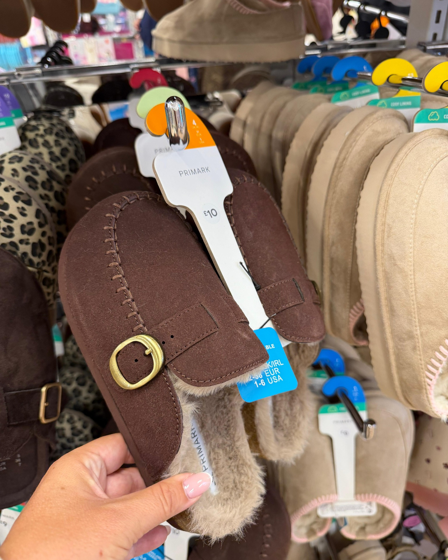 How cute & such a bargain 🤎

Suede loafers, clogs, autumn outfit, footwear, shoes, chocolate brown

#LTKuk #LTKautumn #LTKshoes