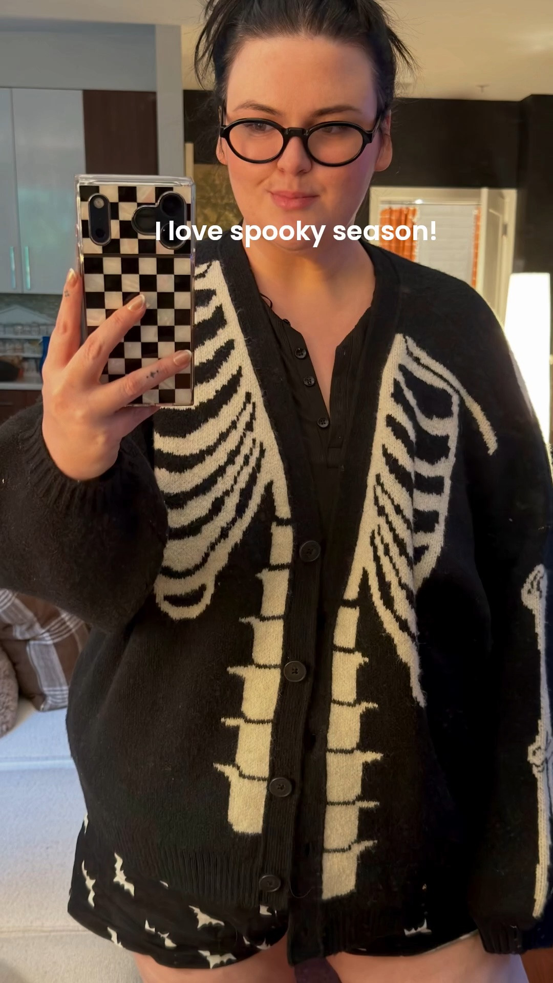 Aerie has the cutest things for fall and Halloween! I love it! Wearing size XXL.