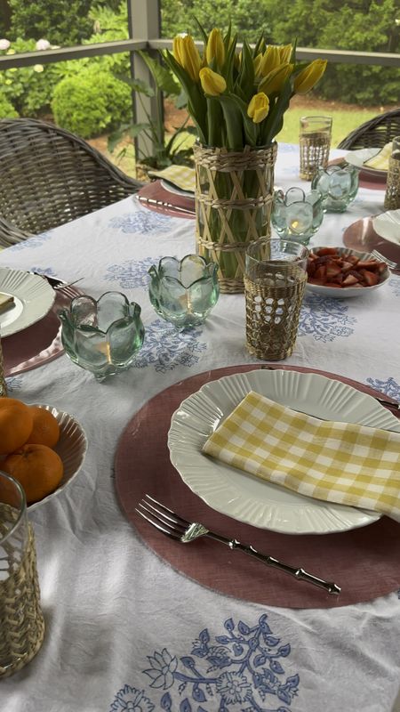 Entertaining made easy by the BEST placemats! They are acrylic and so easy to wipe clean. I paired with their sunshine yellow napkins that are a beautiful quality and such a fun color. #ad


#LTKFindsUnder100 #LTKHome #LTKParties