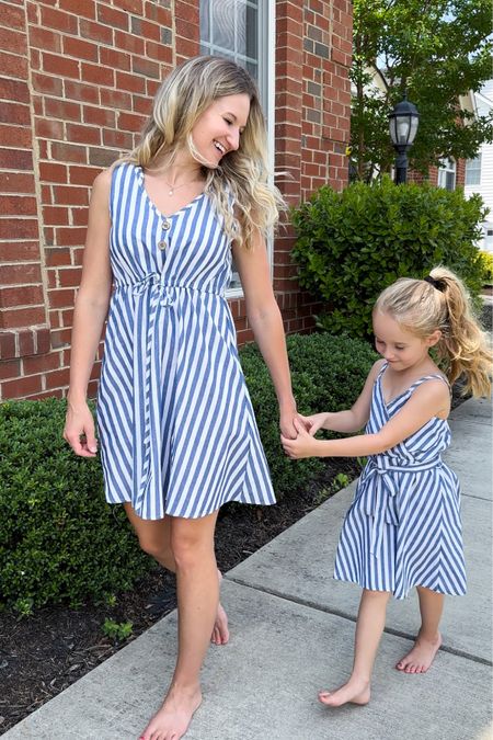 Mommy and girl summer matching dresses

I’m wearing a size 2, my girl is wearing 5-6Y

#LTKkids #LTKfamily #LTKSeasonal